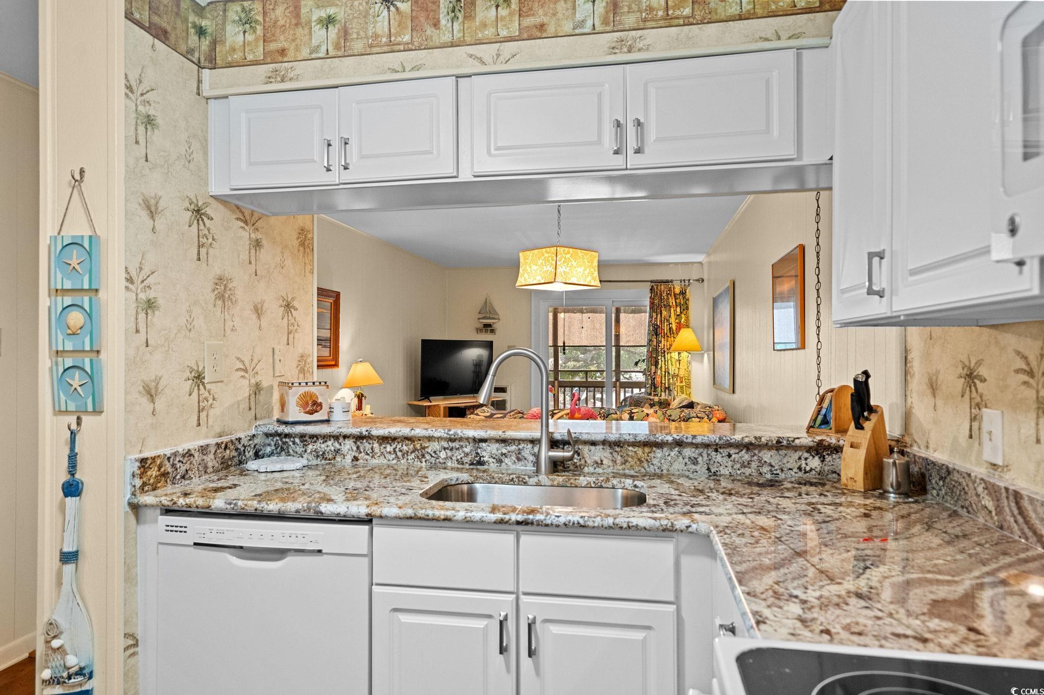 9501 Shore Dr. Property Photo 16