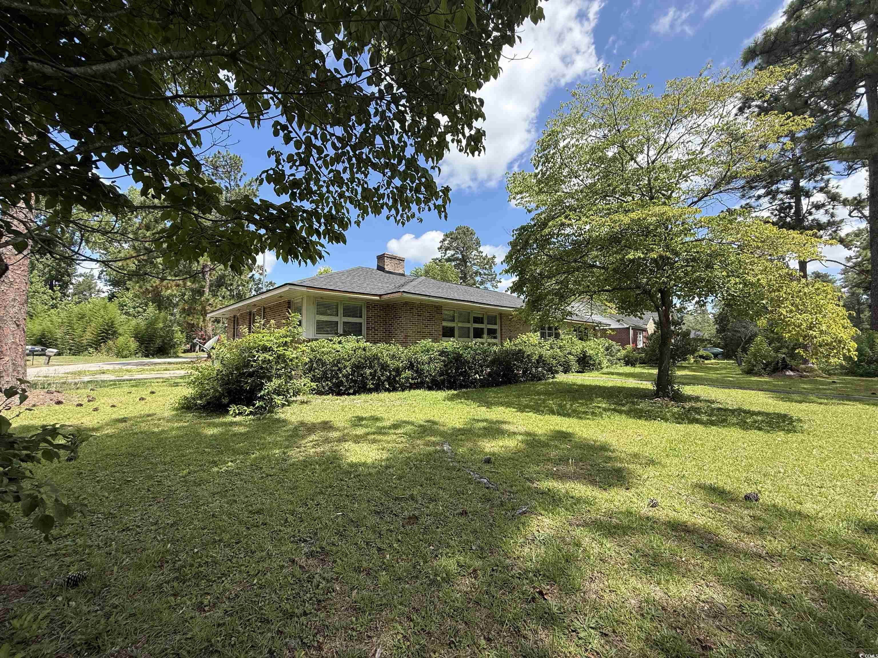 200 Magnolia St. Property Photo 4