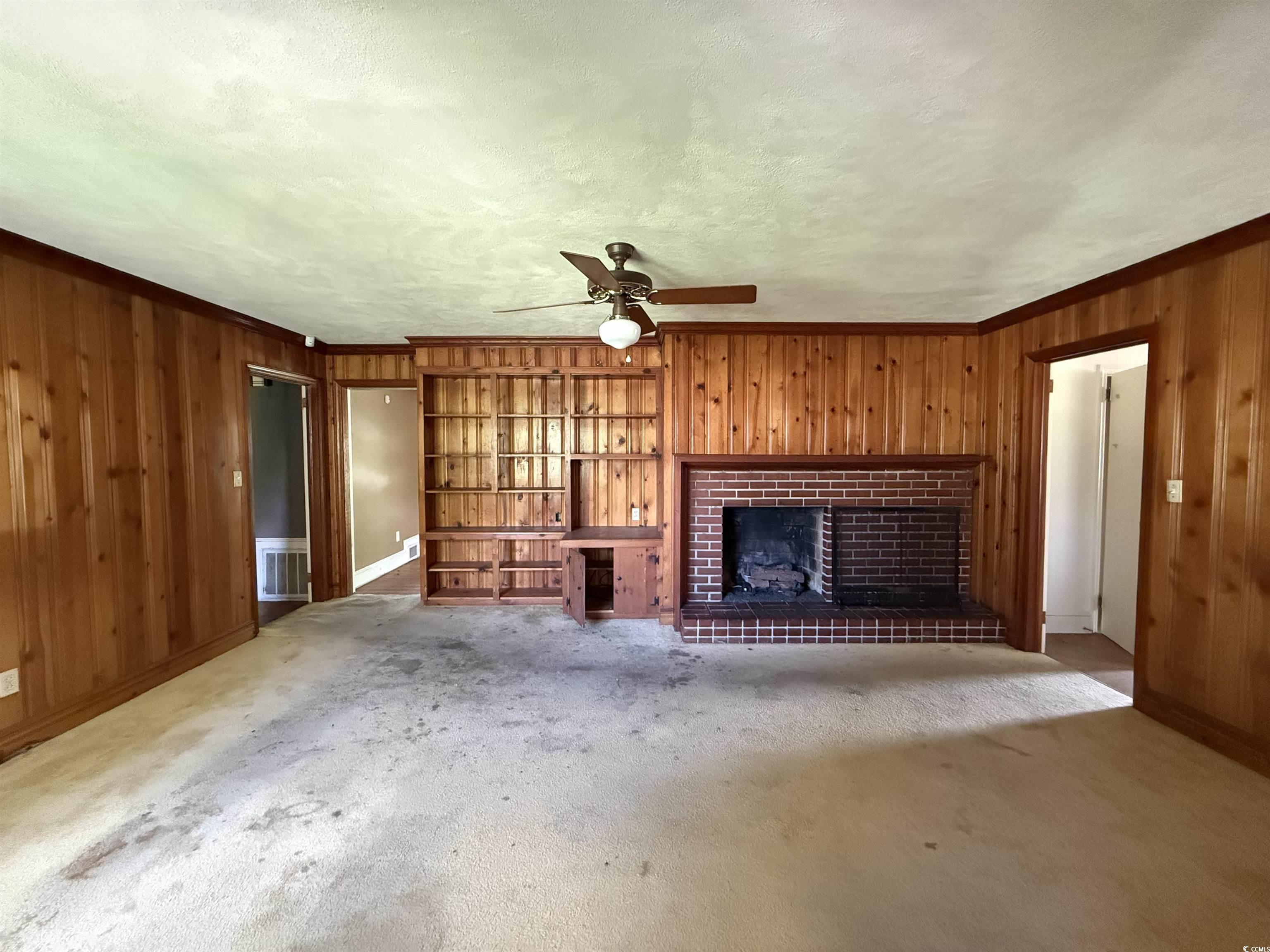 200 Magnolia St. Property Photo 6