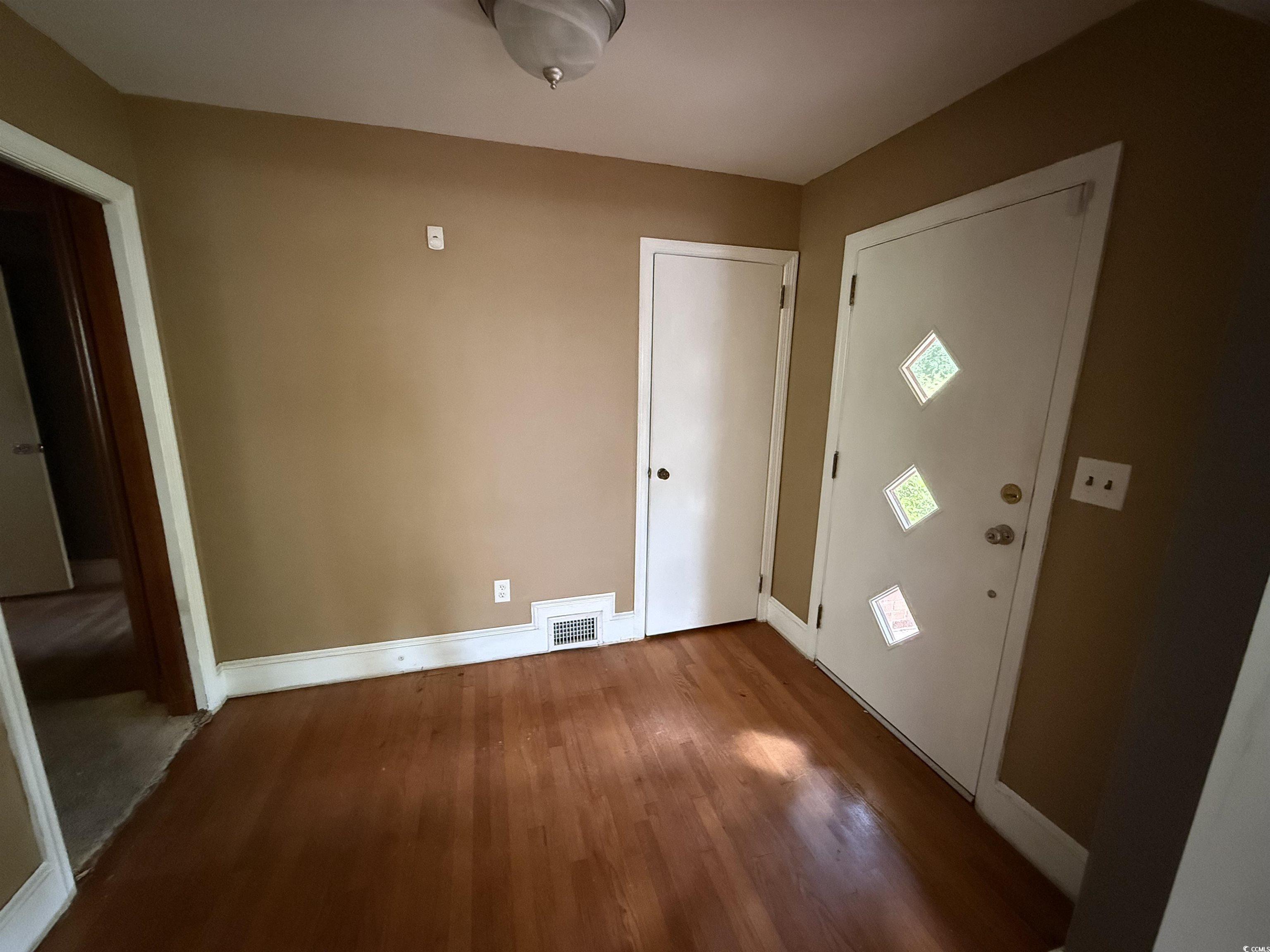 200 Magnolia St. Property Photo 13