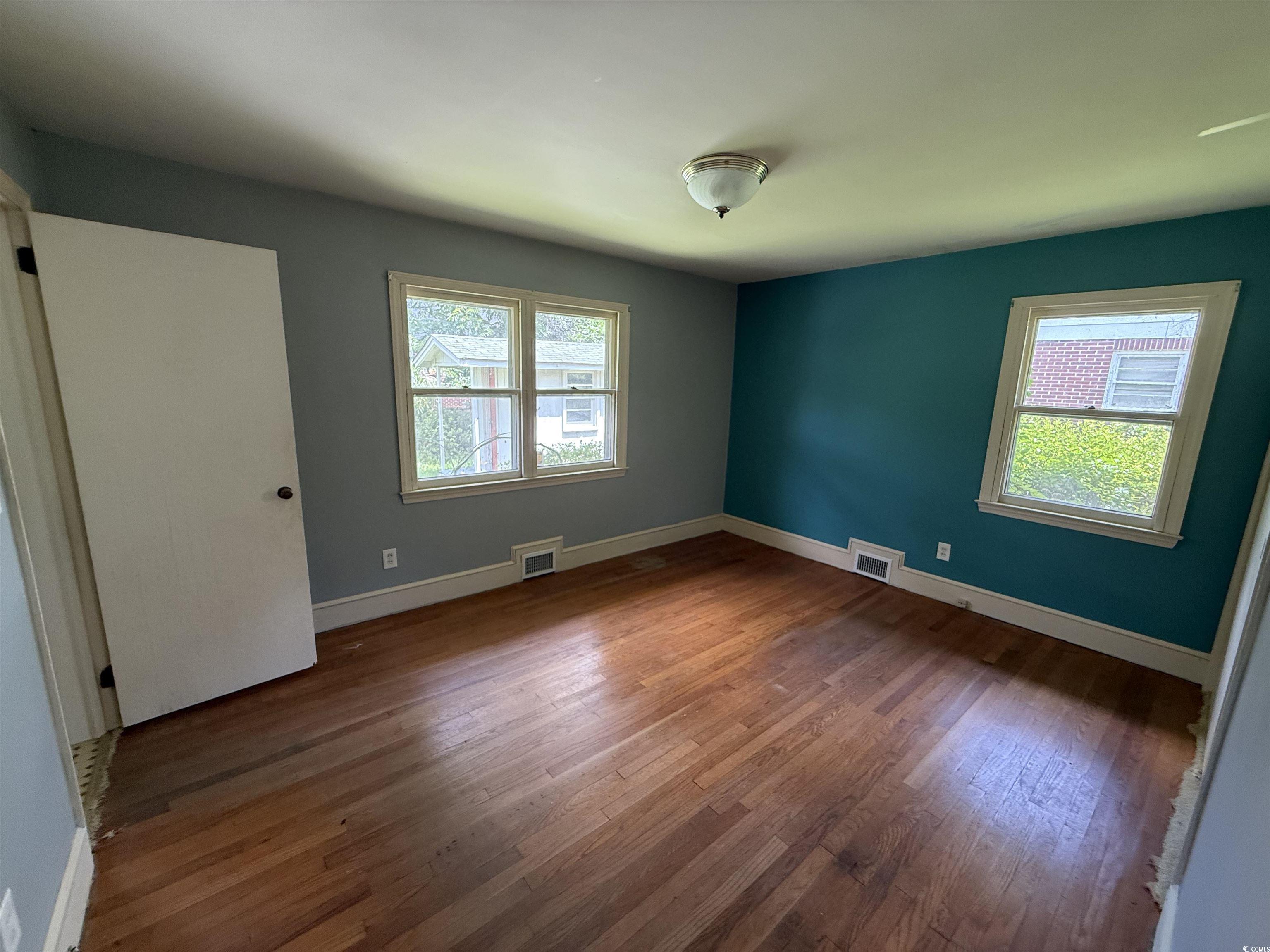 200 Magnolia St. Property Photo 17