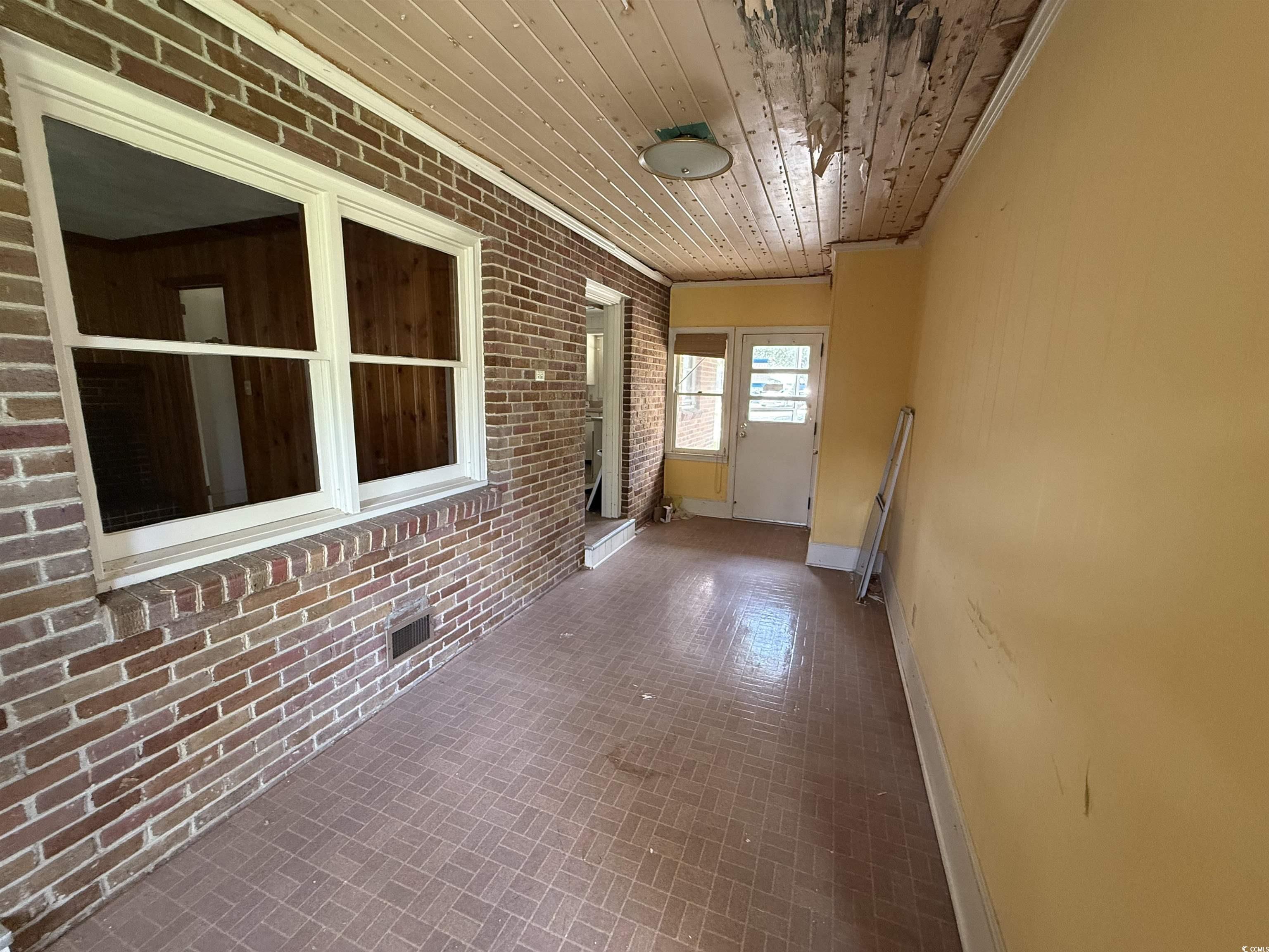 200 Magnolia St. Property Photo 21