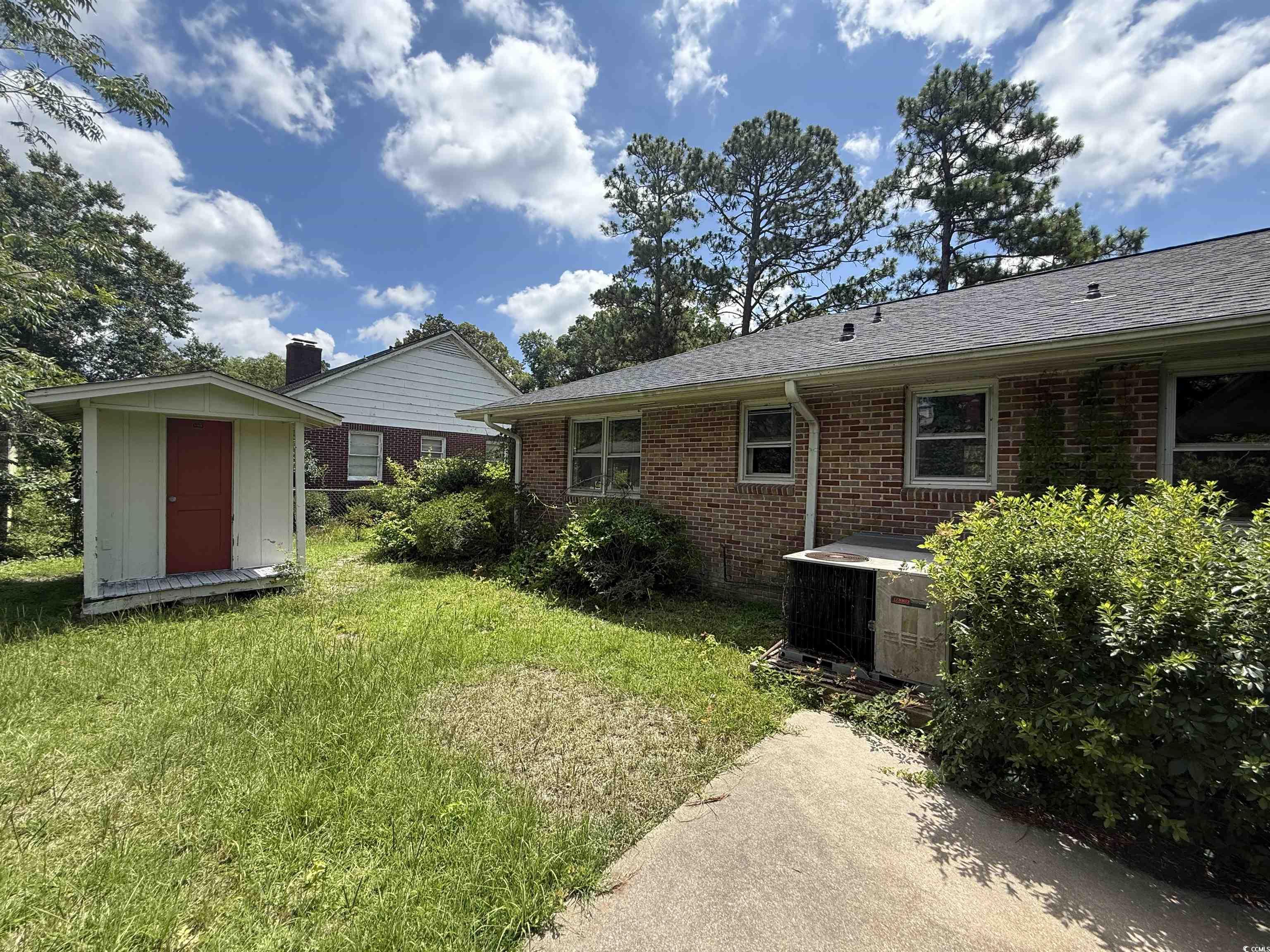 200 Magnolia St. Property Photo 22