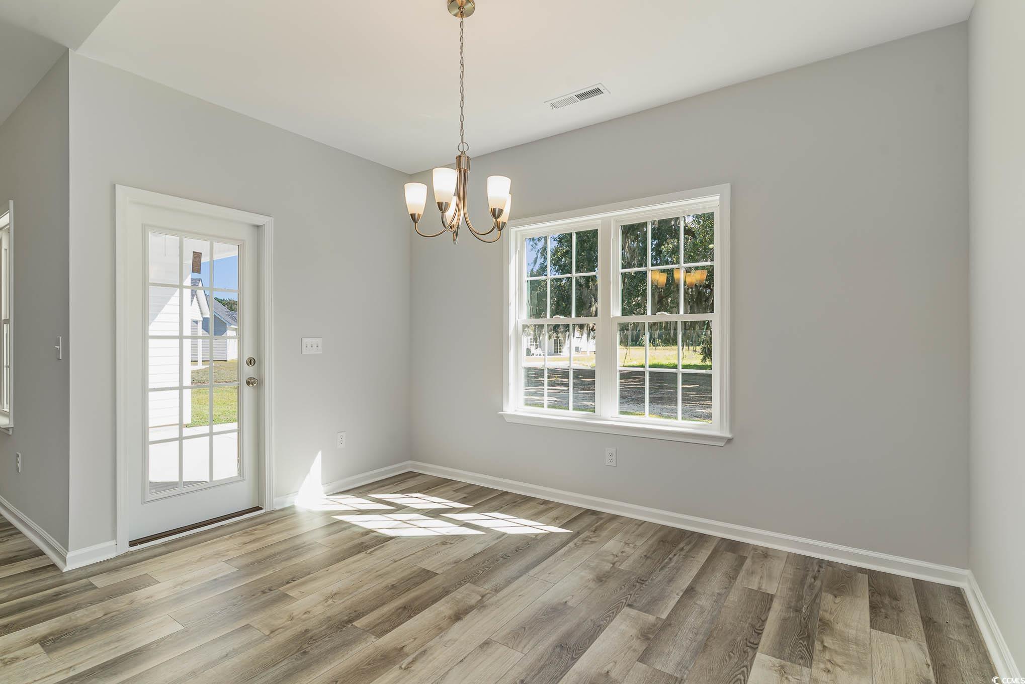 1004 Woodside Dr. Property Photo 10