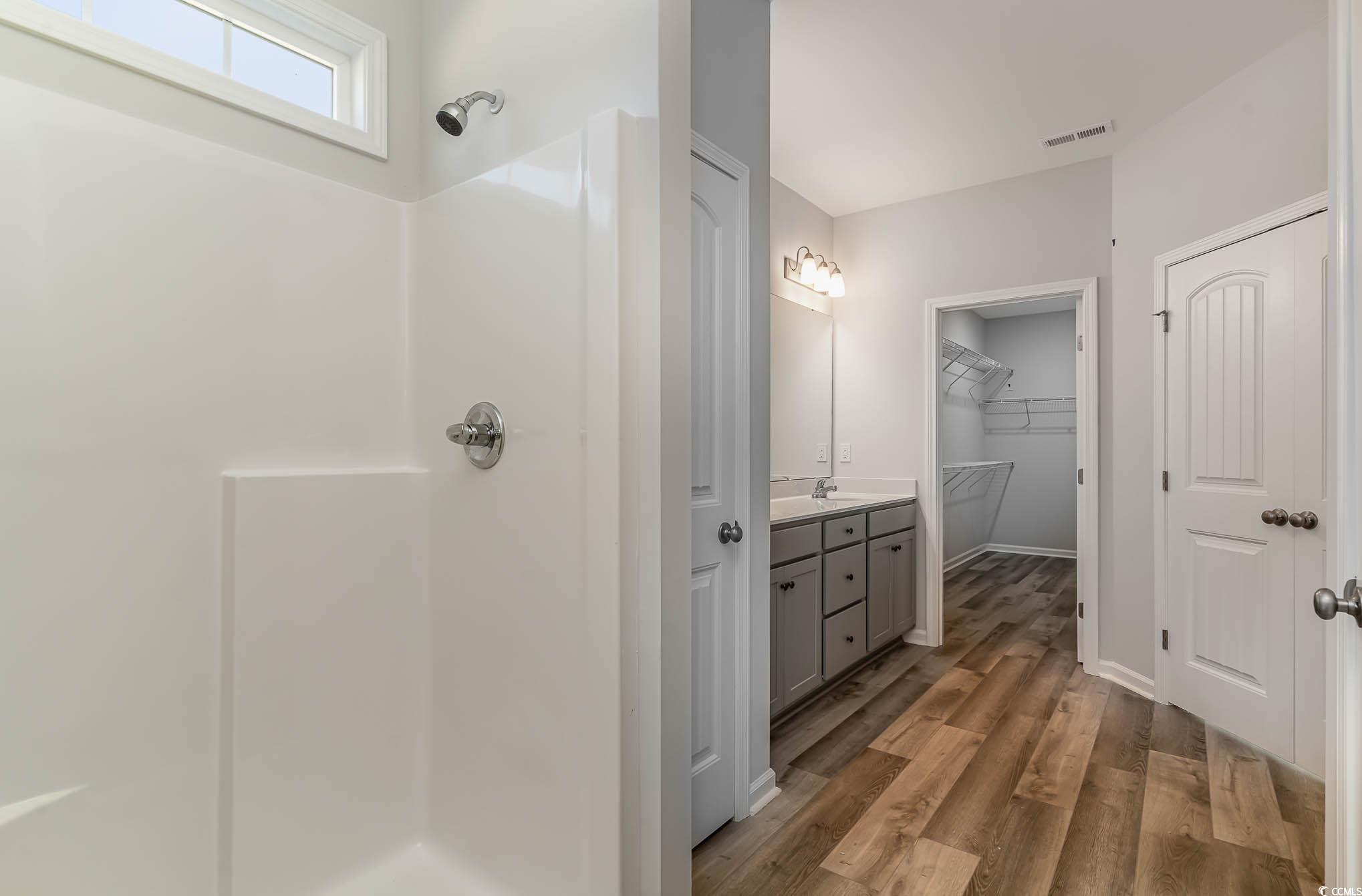 1004 Woodside Dr. Property Photo 16