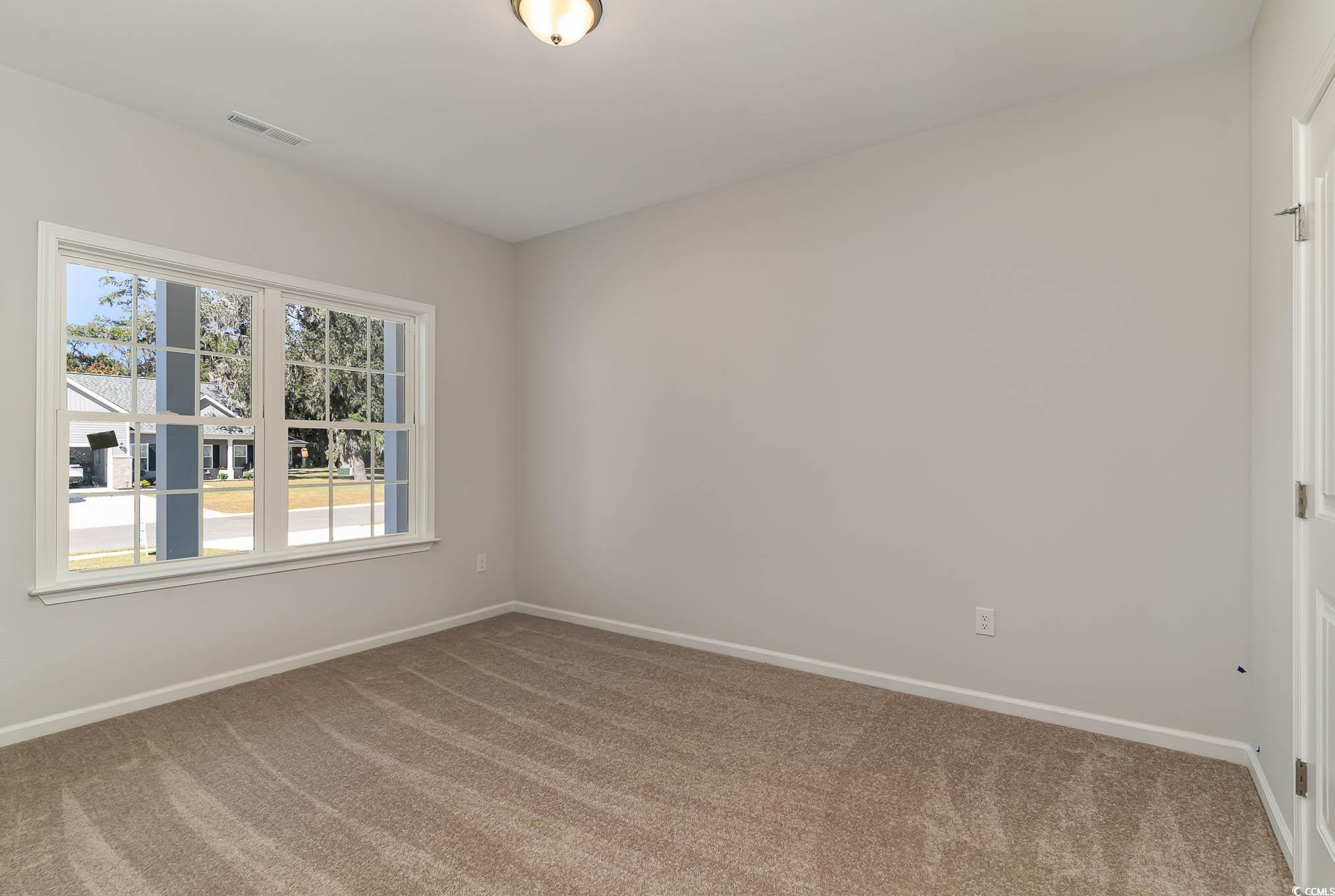 1004 Woodside Dr. Property Photo 18