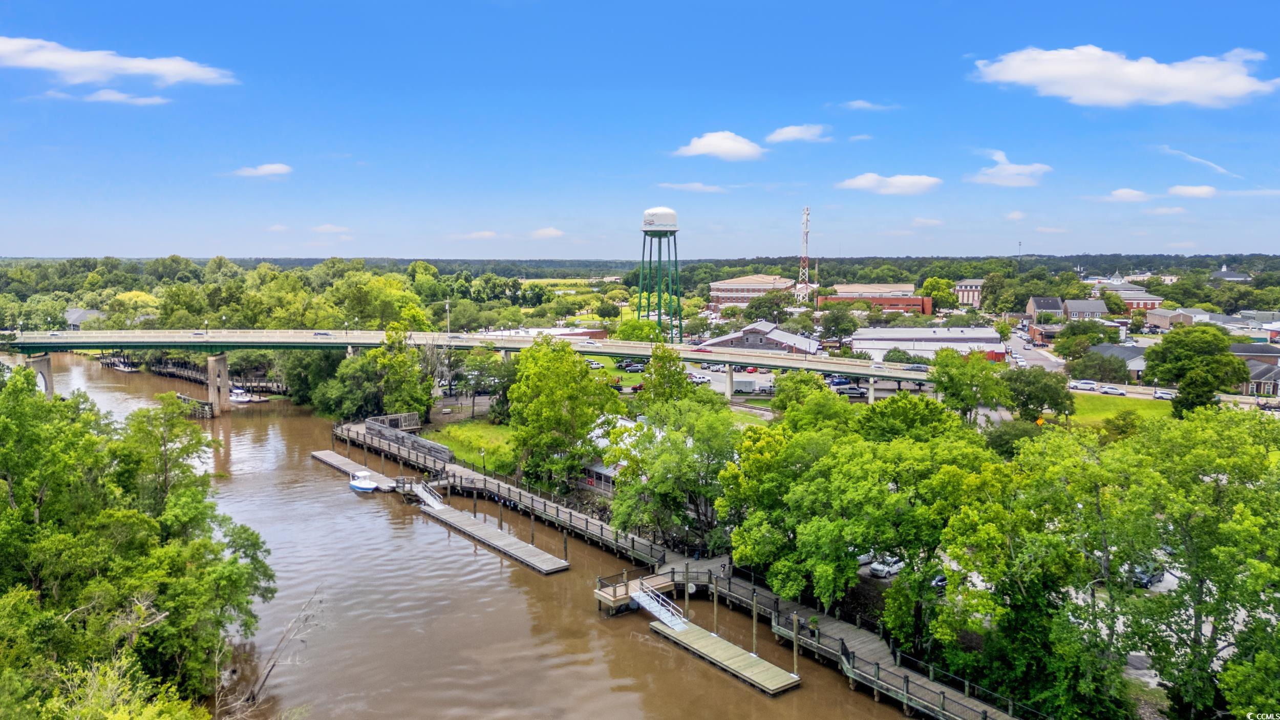 1004 Woodside Dr. Property Photo 25