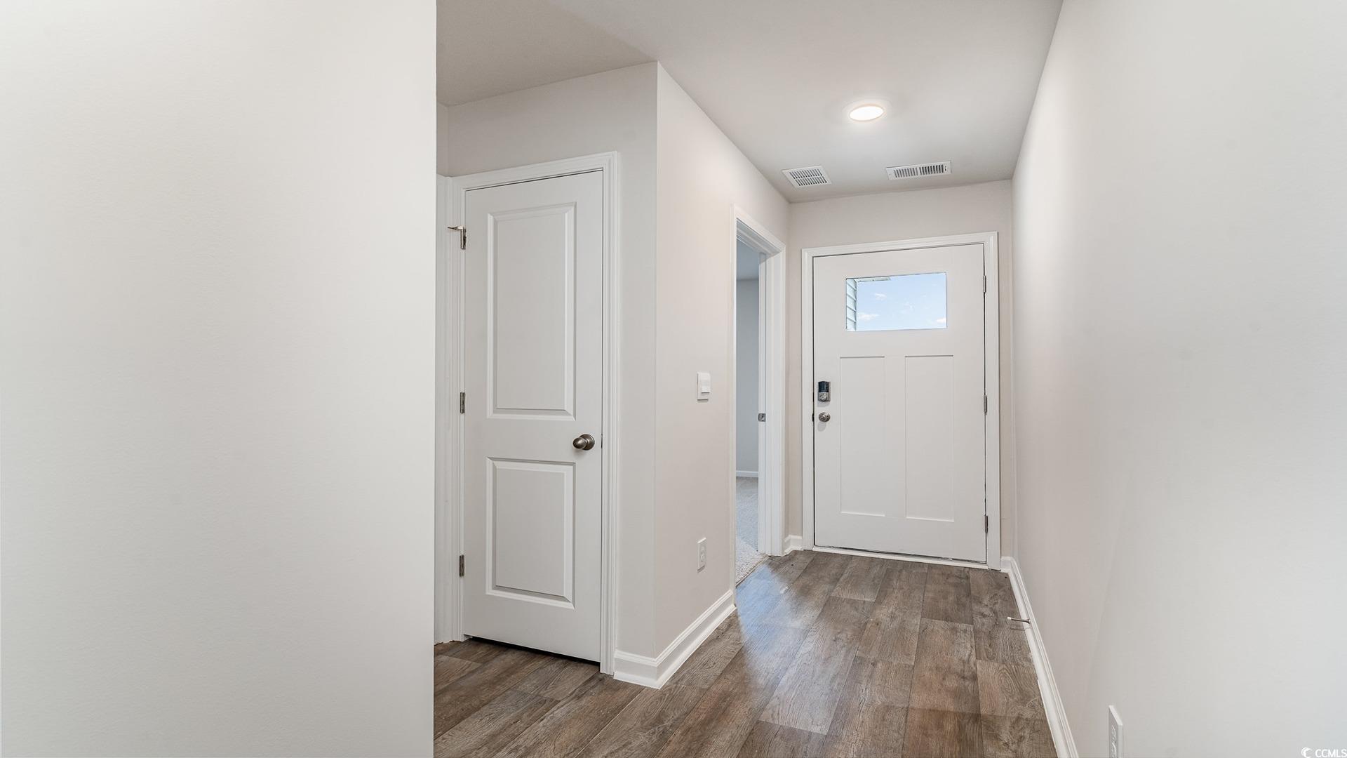 7469 Meadow Walk Loop Property Photo 2