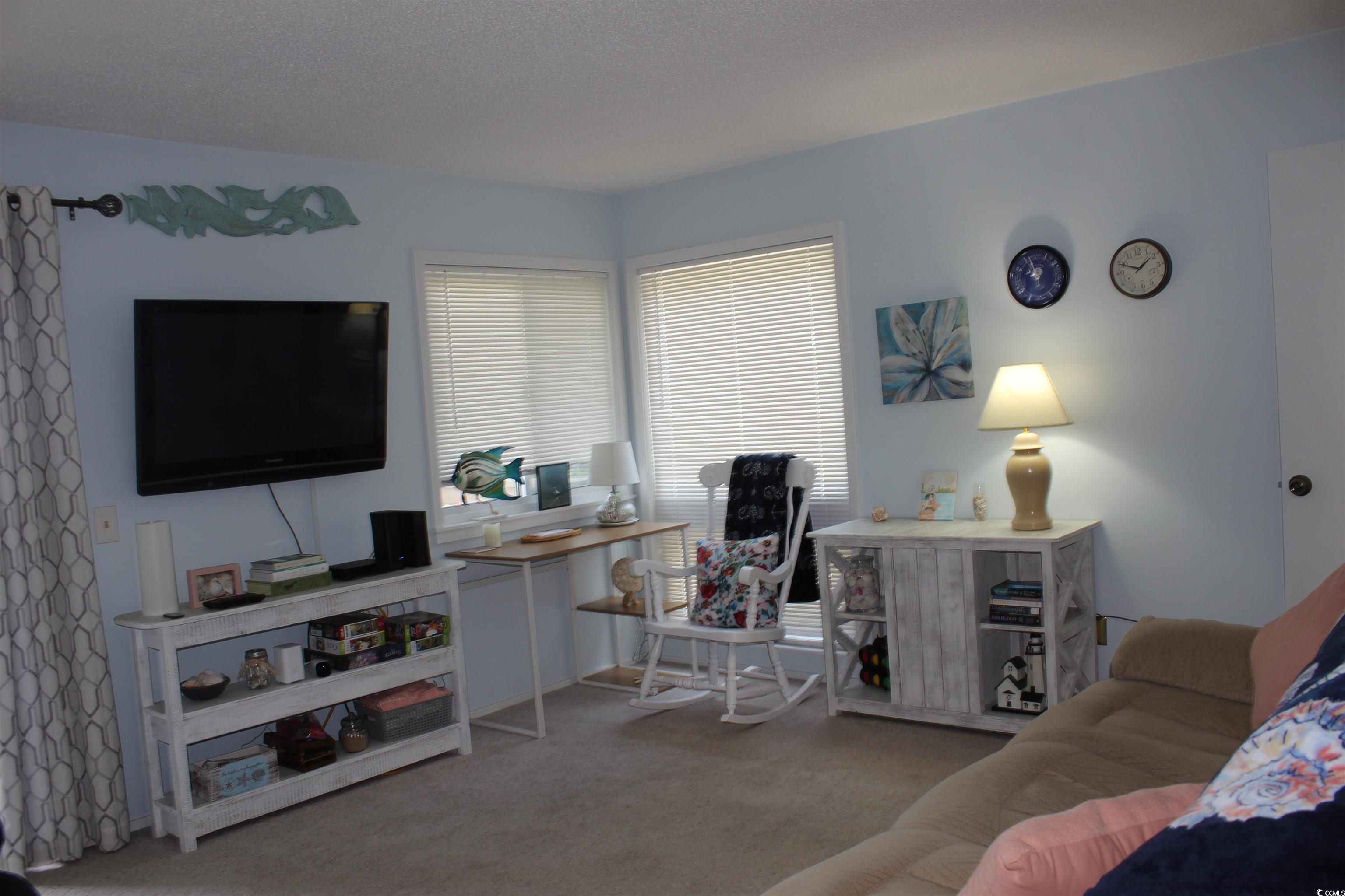 1025 Plantation Dr. W Property Photo 5