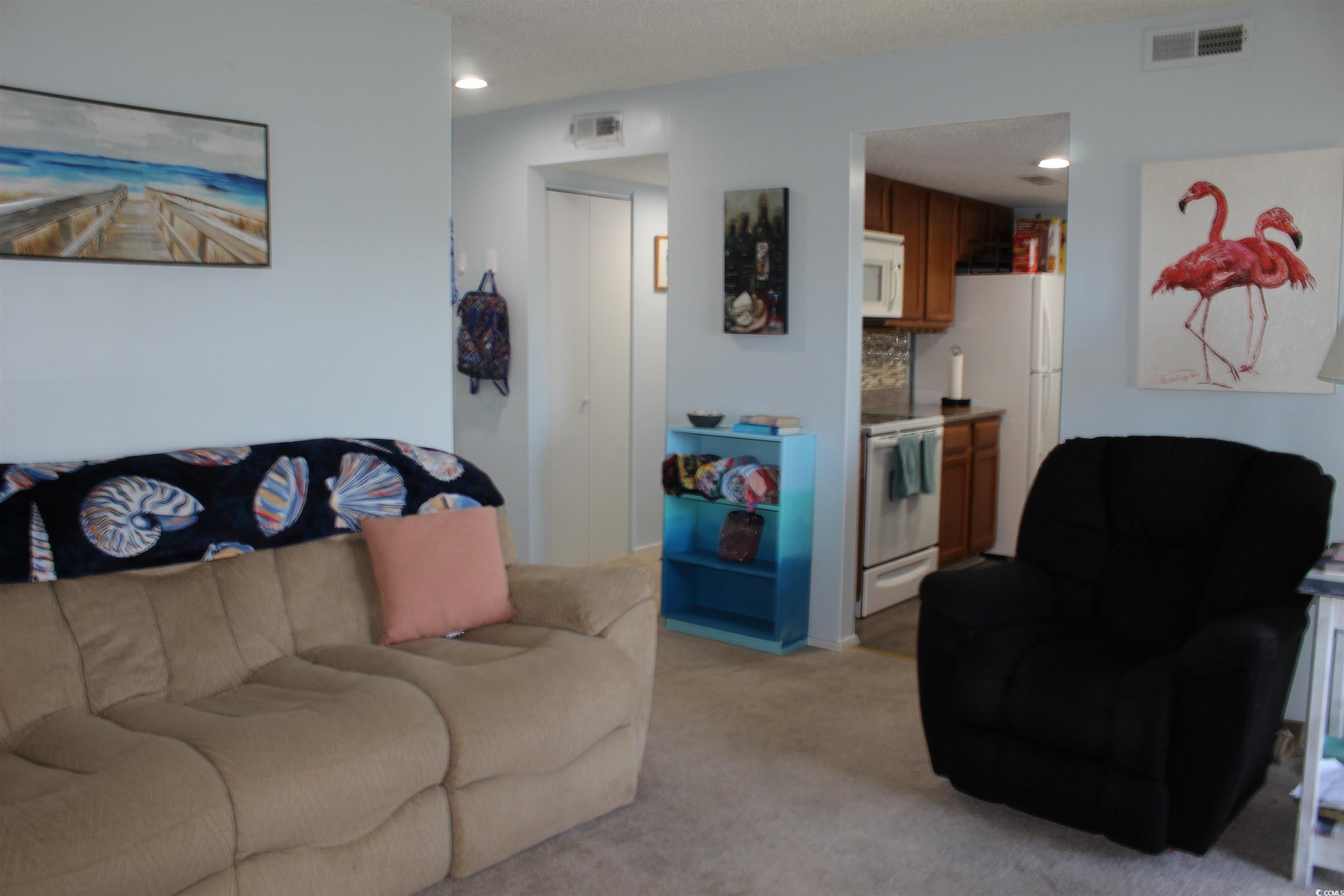 1025 Plantation Dr. W Property Photo 7
