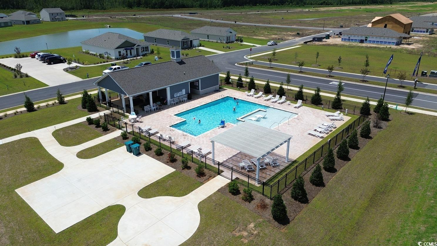 560 Strawberry Field Way Property Photo 15