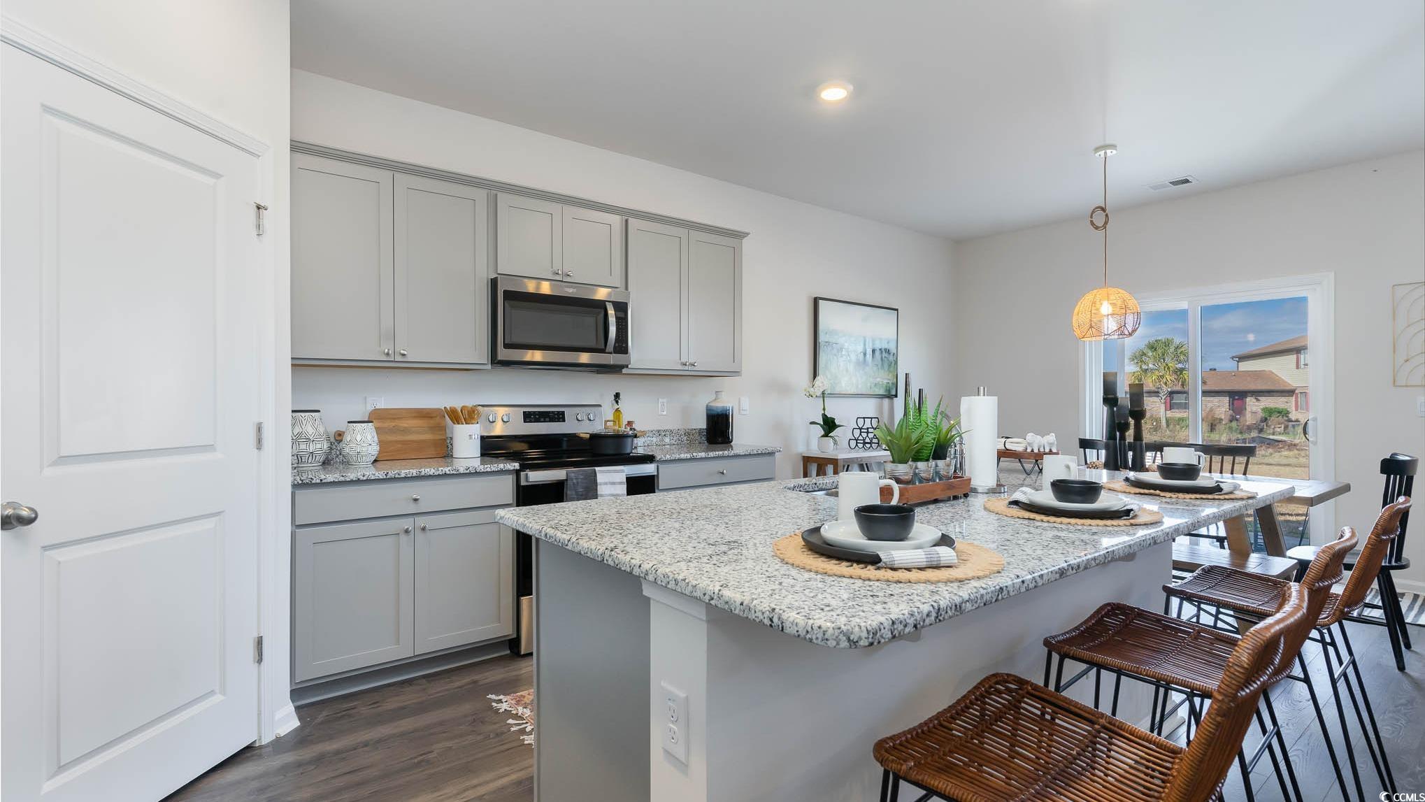 3530 Ashridge Way Property Photo 7