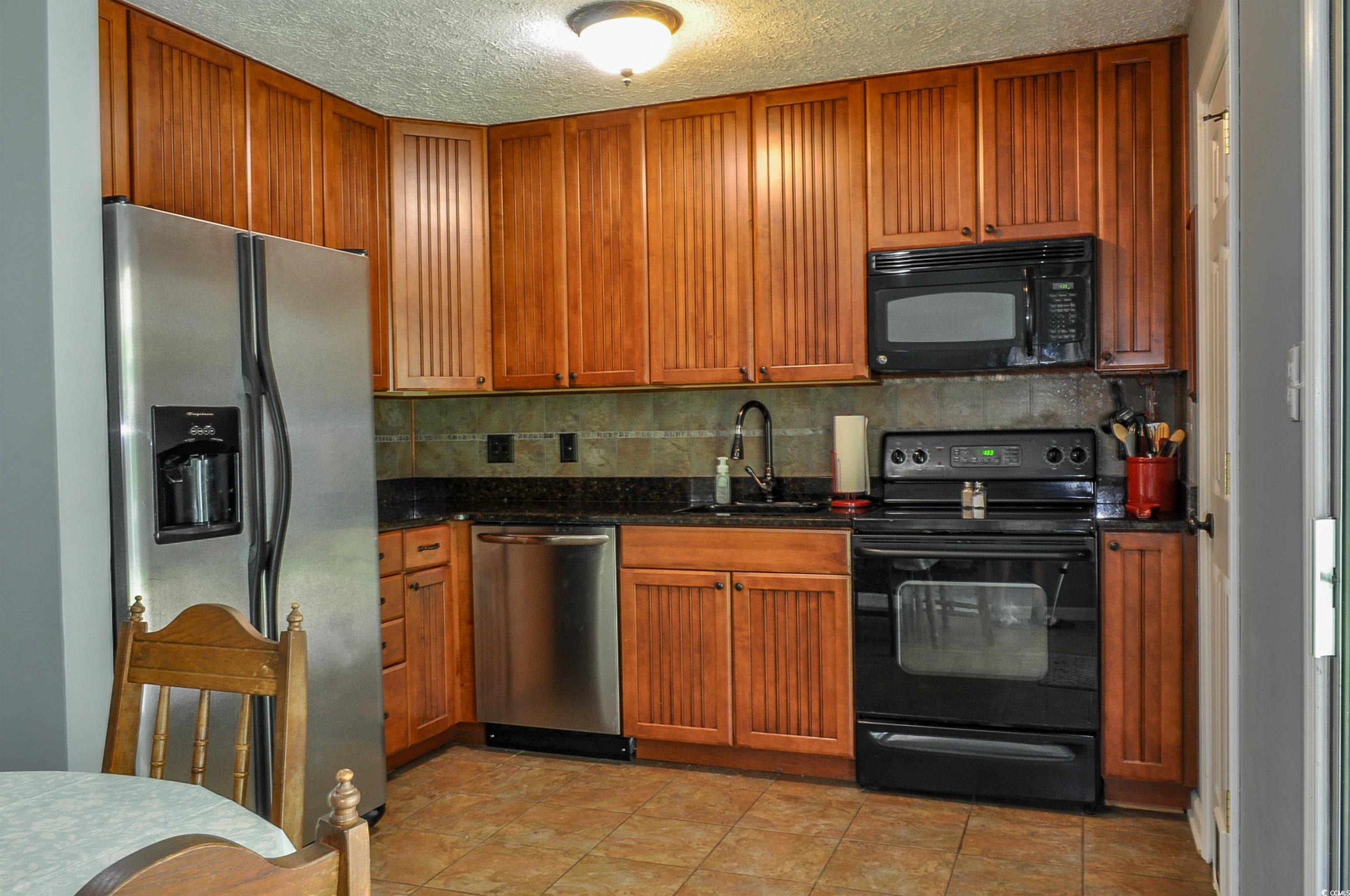 728 Tarpon Ct. Property Photo 12