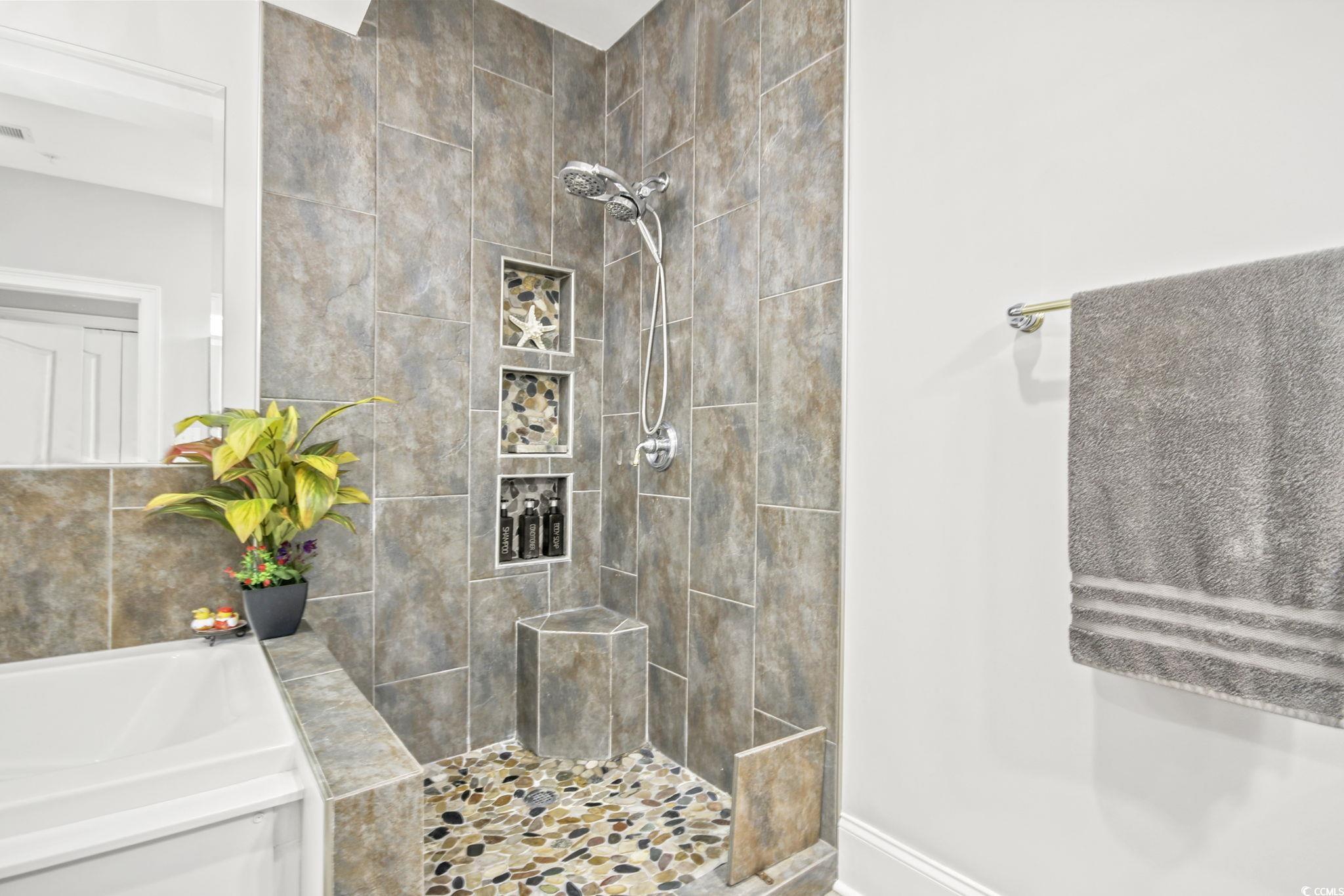 2180 Waterview Dr. Property Photo 22