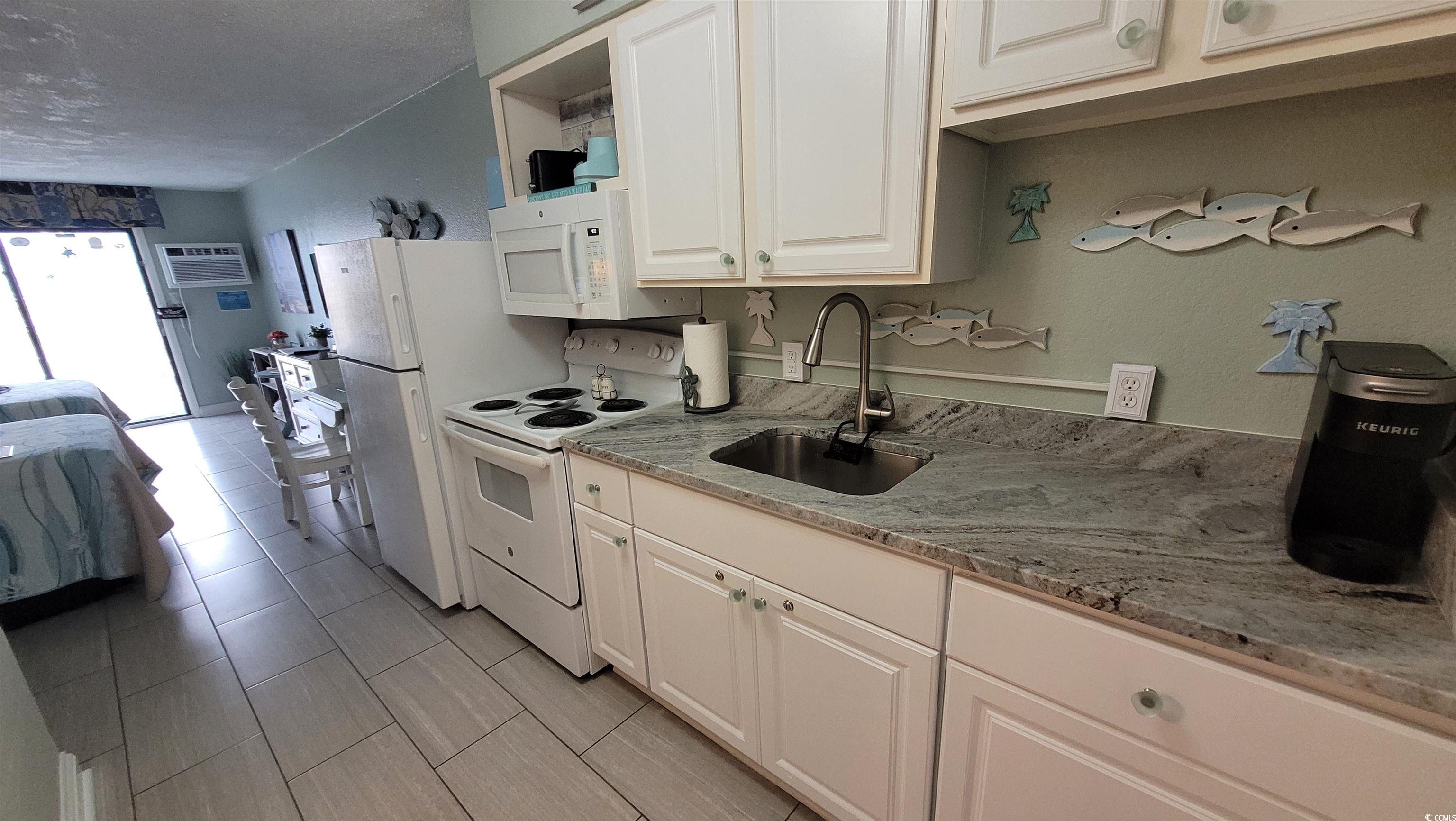 1207 S Ocean Blvd. Property Photo 8