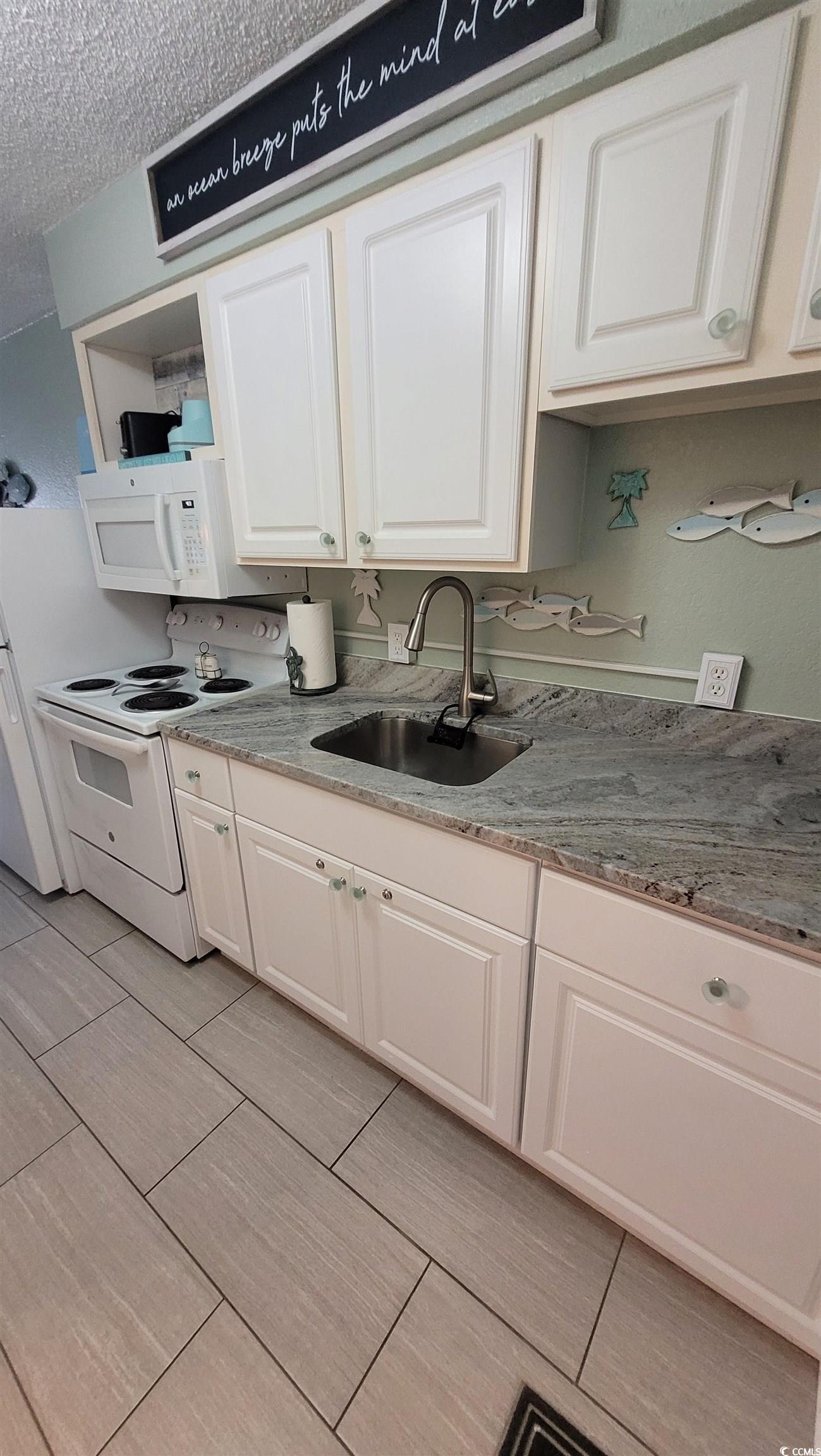 1207 S Ocean Blvd. Property Photo 9