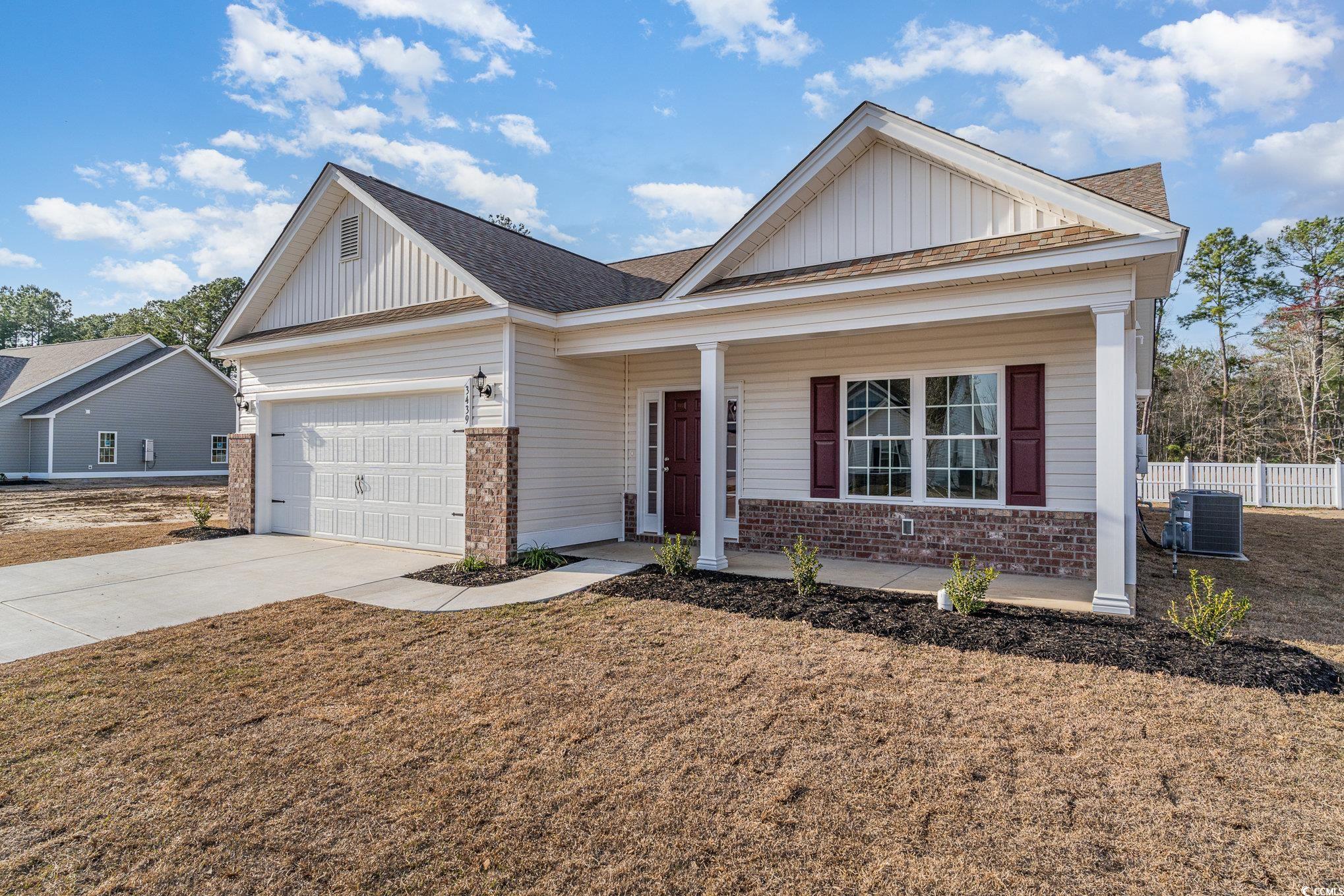 1025 Woodside Dr. Property Photo 2