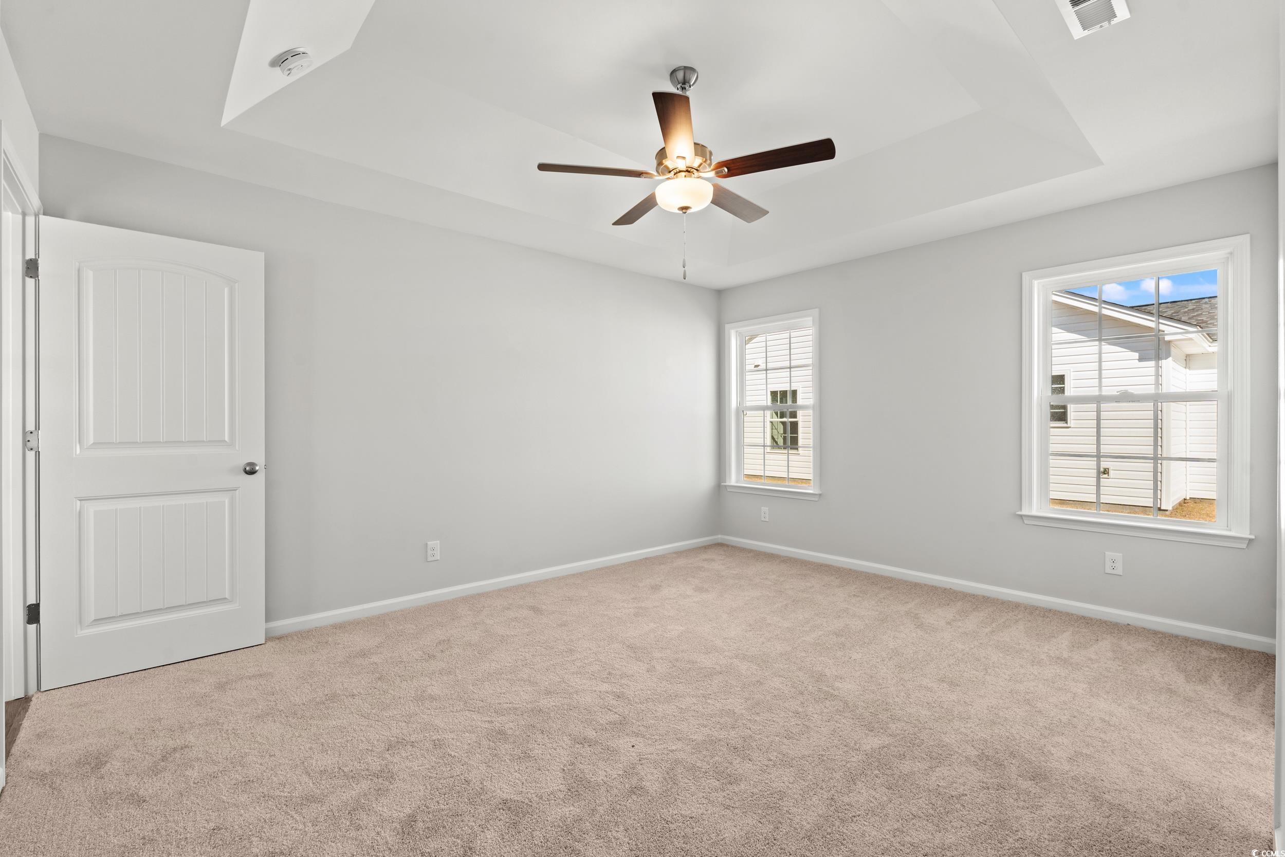 1025 Woodside Dr. Property Photo 10