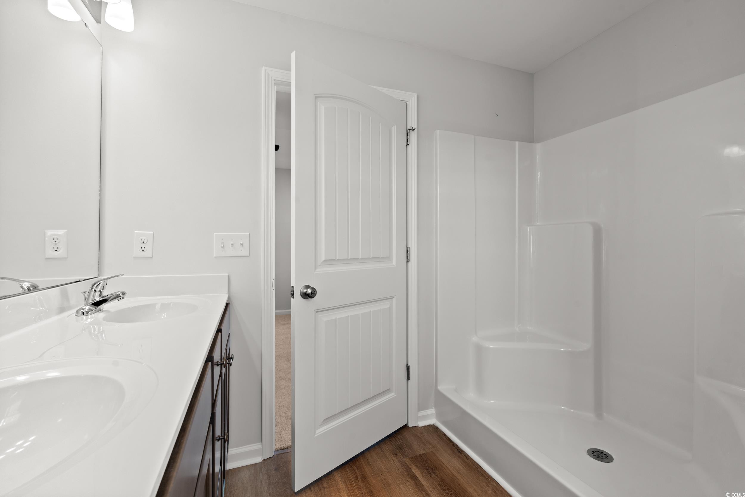 1025 Woodside Dr. Property Photo 14