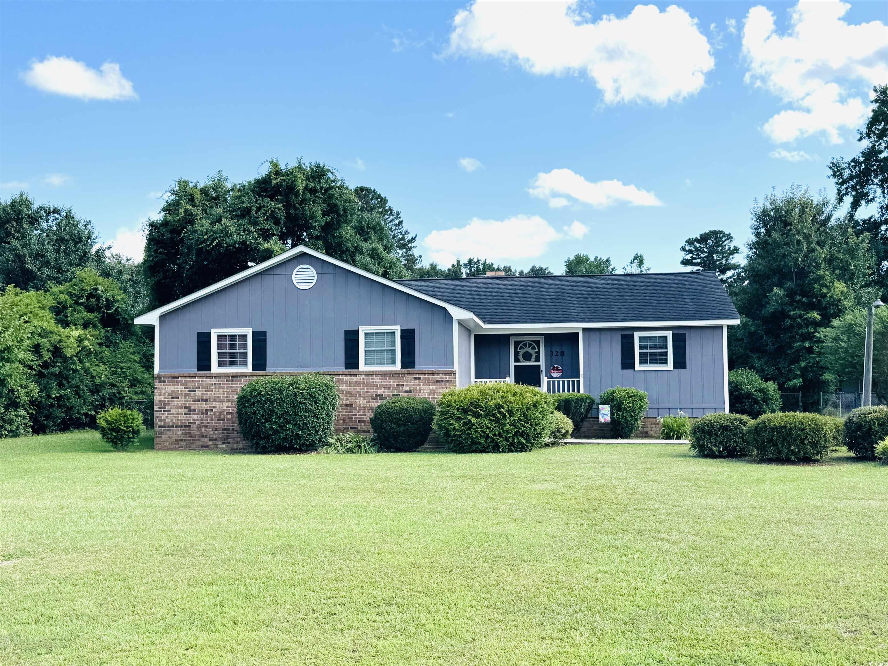 328 Wisteria Ave. Property Photo 1