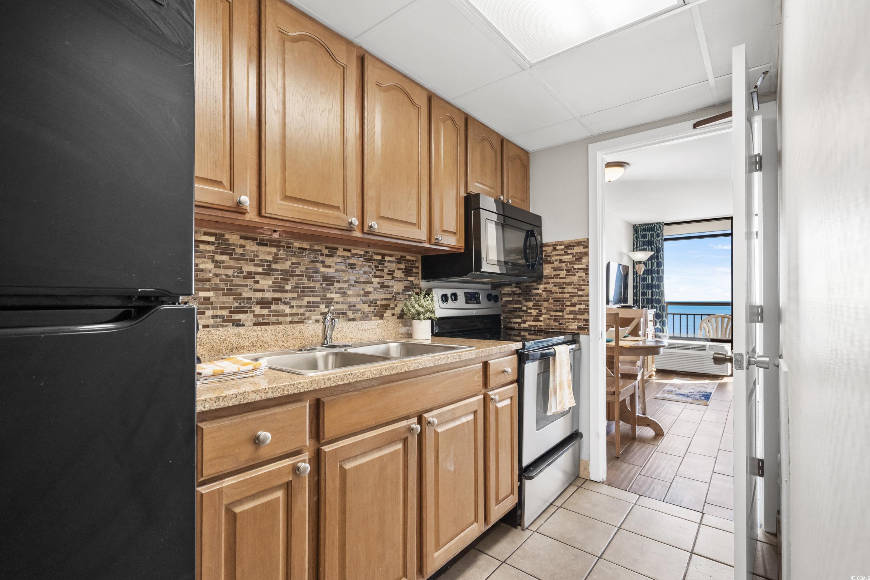 6804 N Ocean Blvd. Property Photo 15