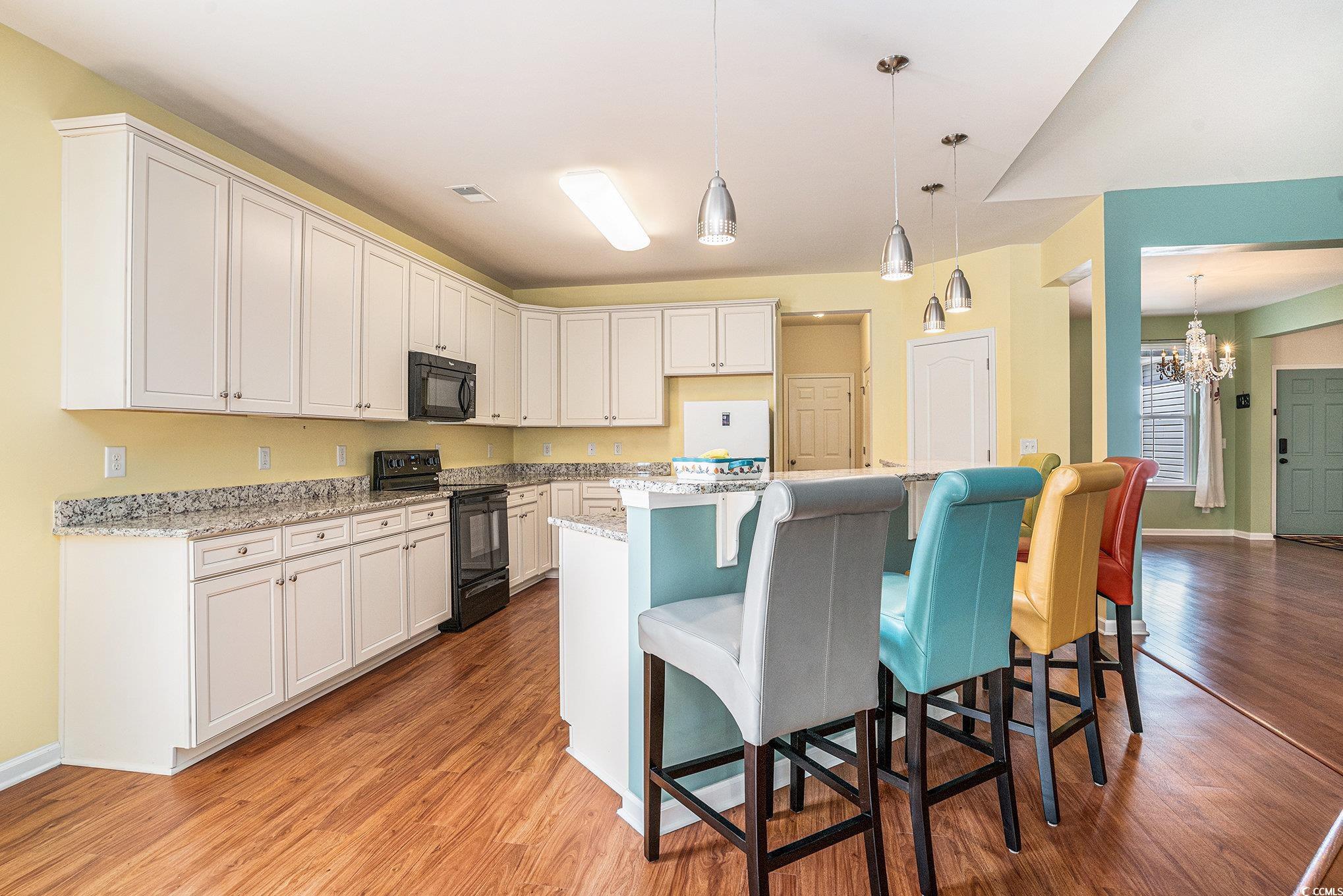 737 Lafayette Park Dr. Property Photo 12