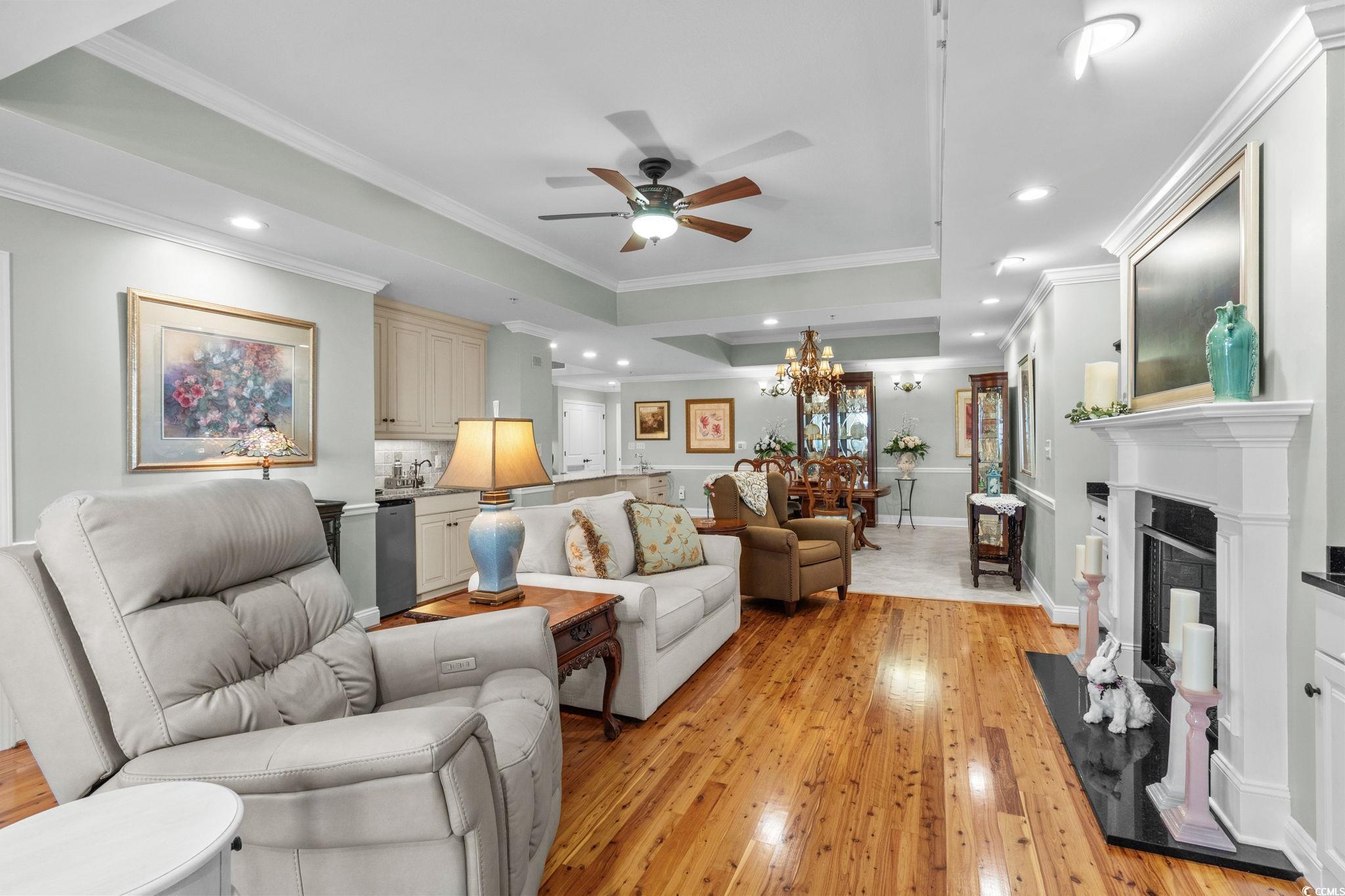 9547 Edgerton Dr. Property Photo 4