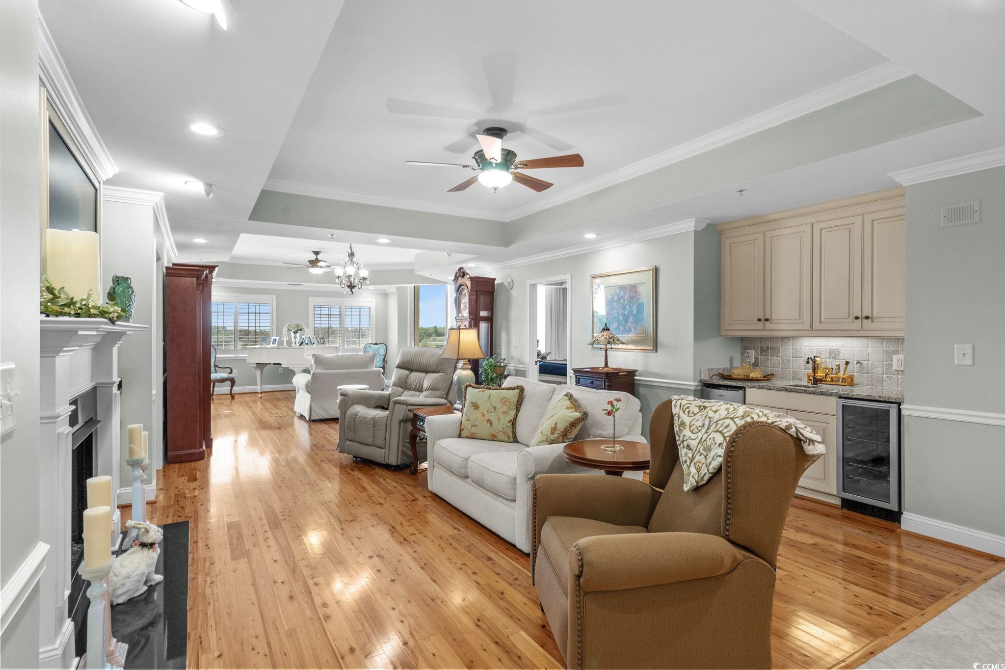 9547 Edgerton Dr. Property Photo 8