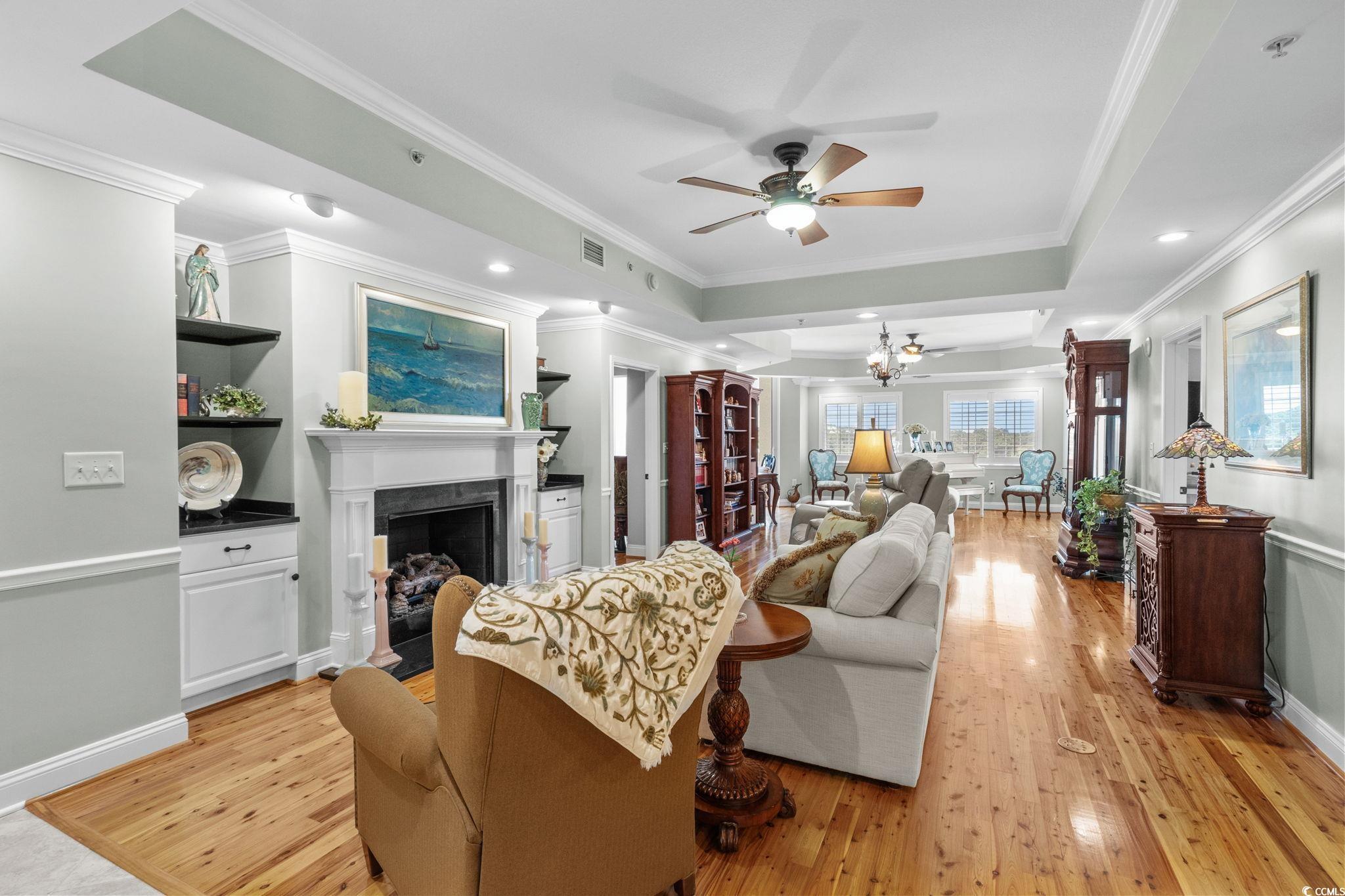 9547 Edgerton Dr. Property Photo 9