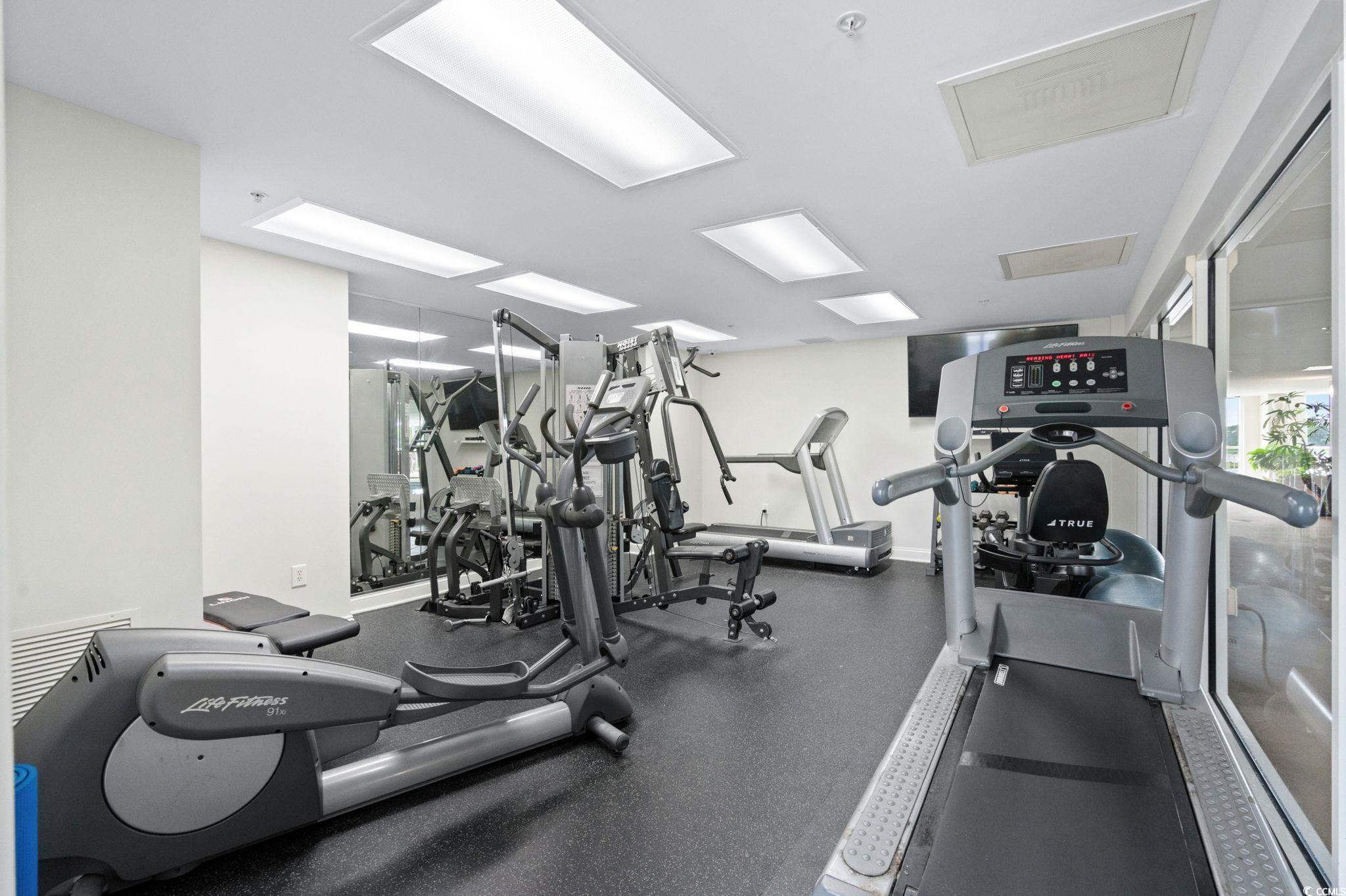 9547 Edgerton Dr. Property Photo 30