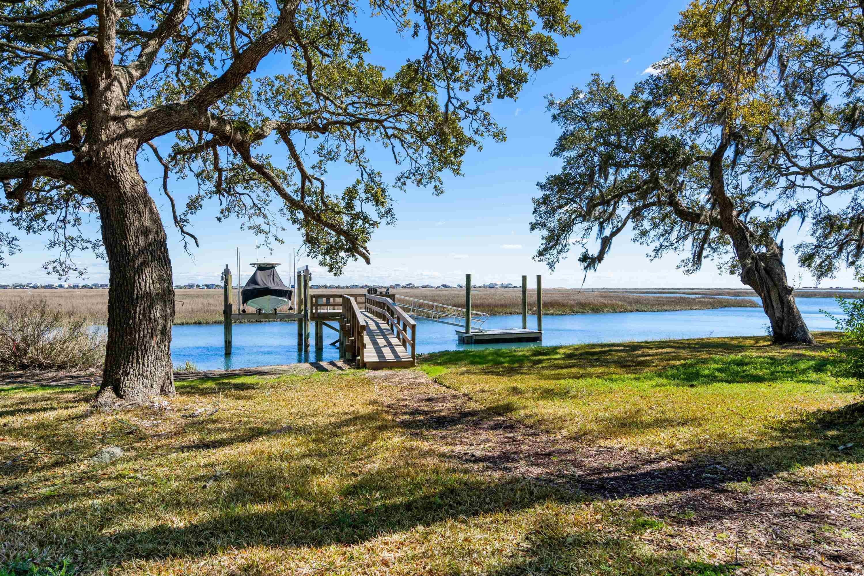 4555 Highway 17 Business Property Photo