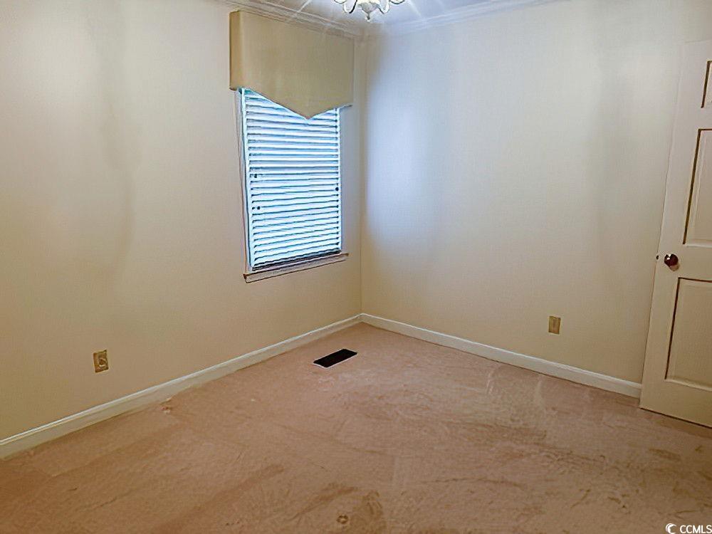 7600 Glenwood Dr. Property Photo 8