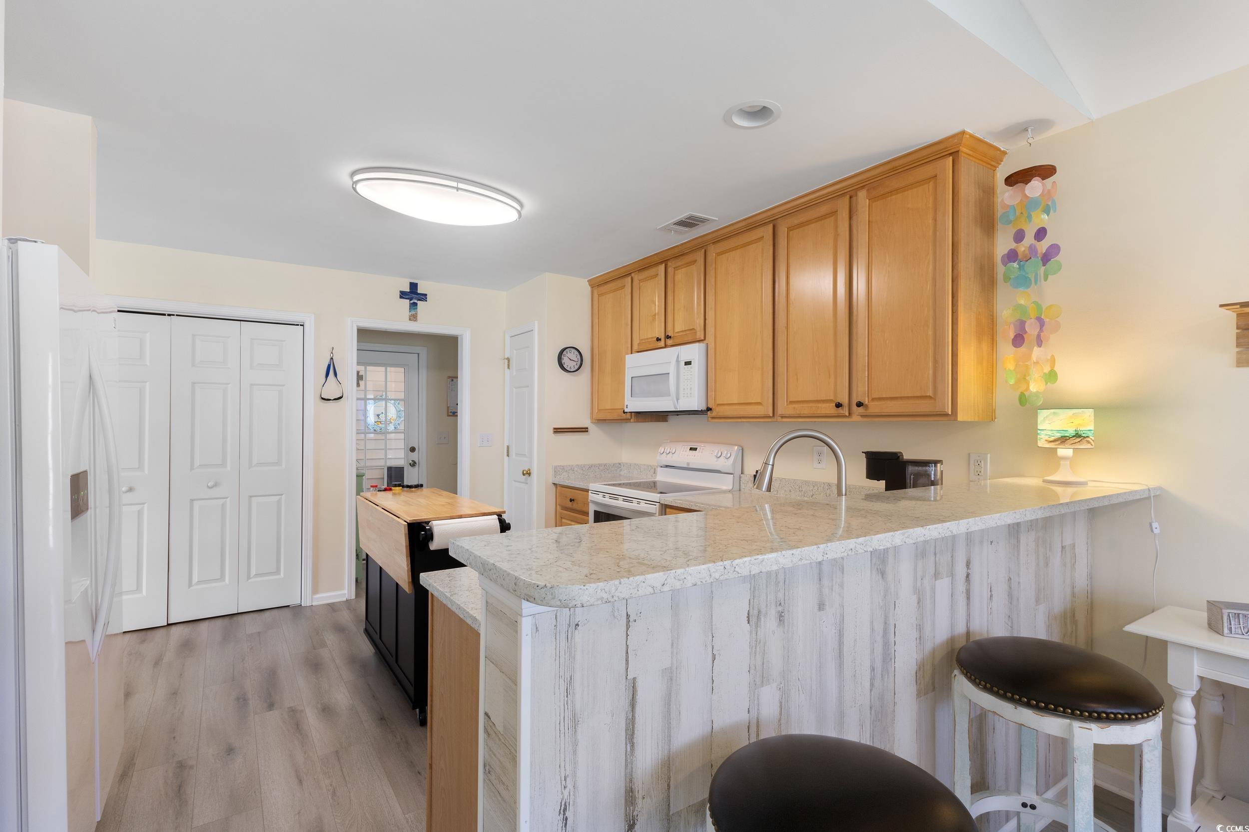 283 Whitchurch St. Property Photo 17