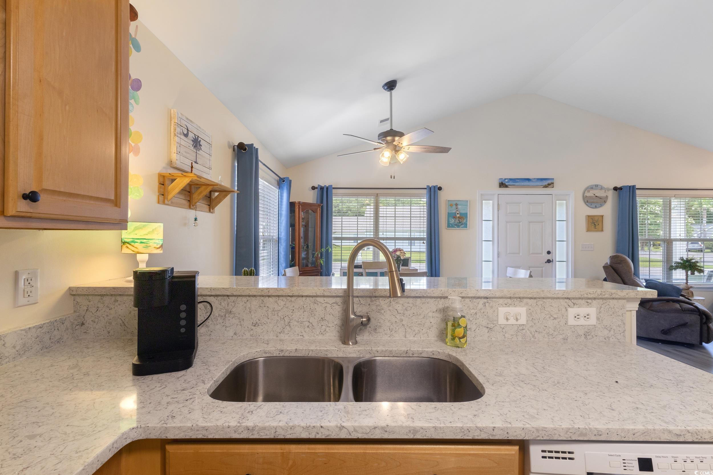 283 Whitchurch St. Property Photo 19