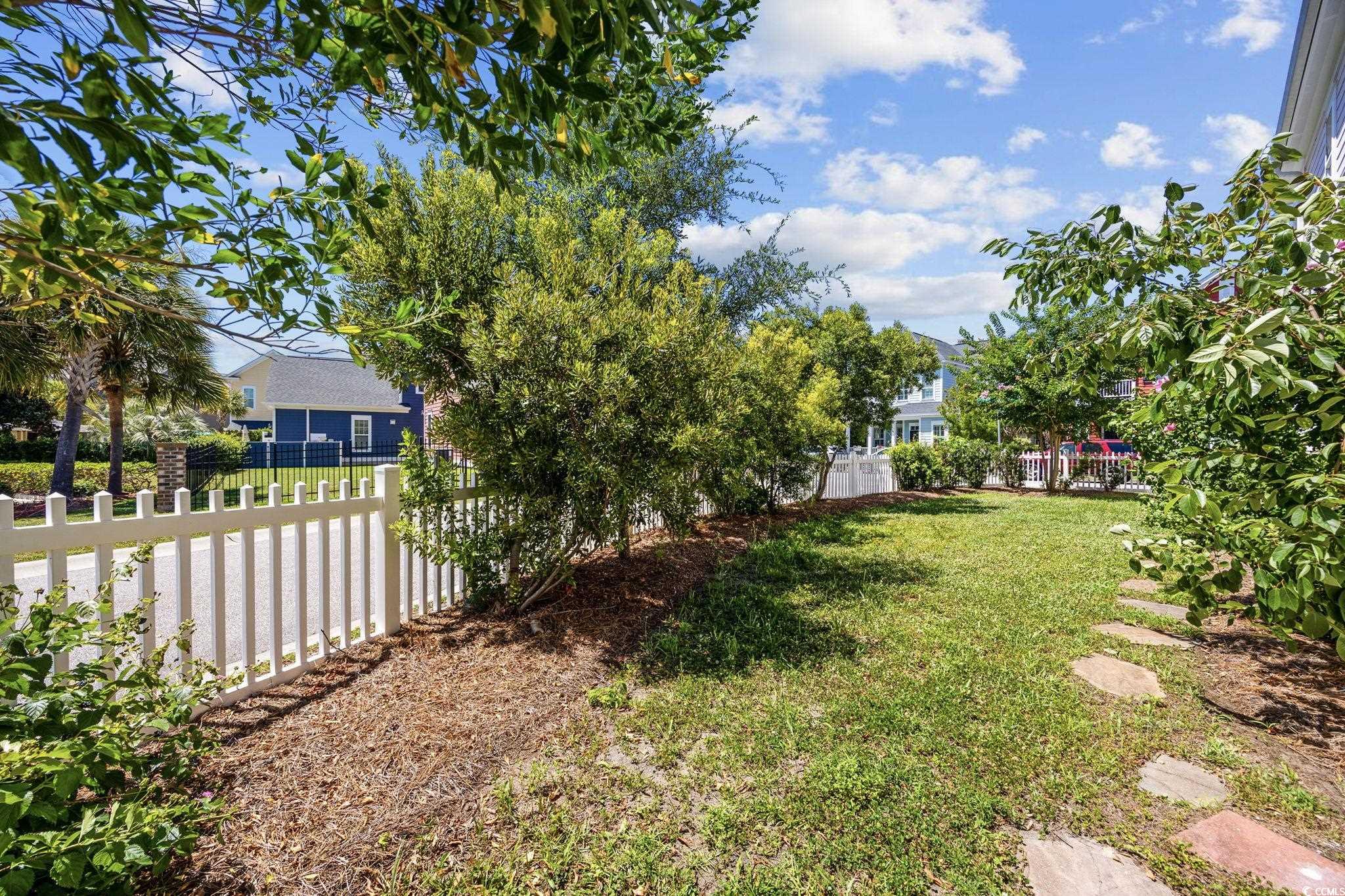 1348 Peterson St. Property Photo 30