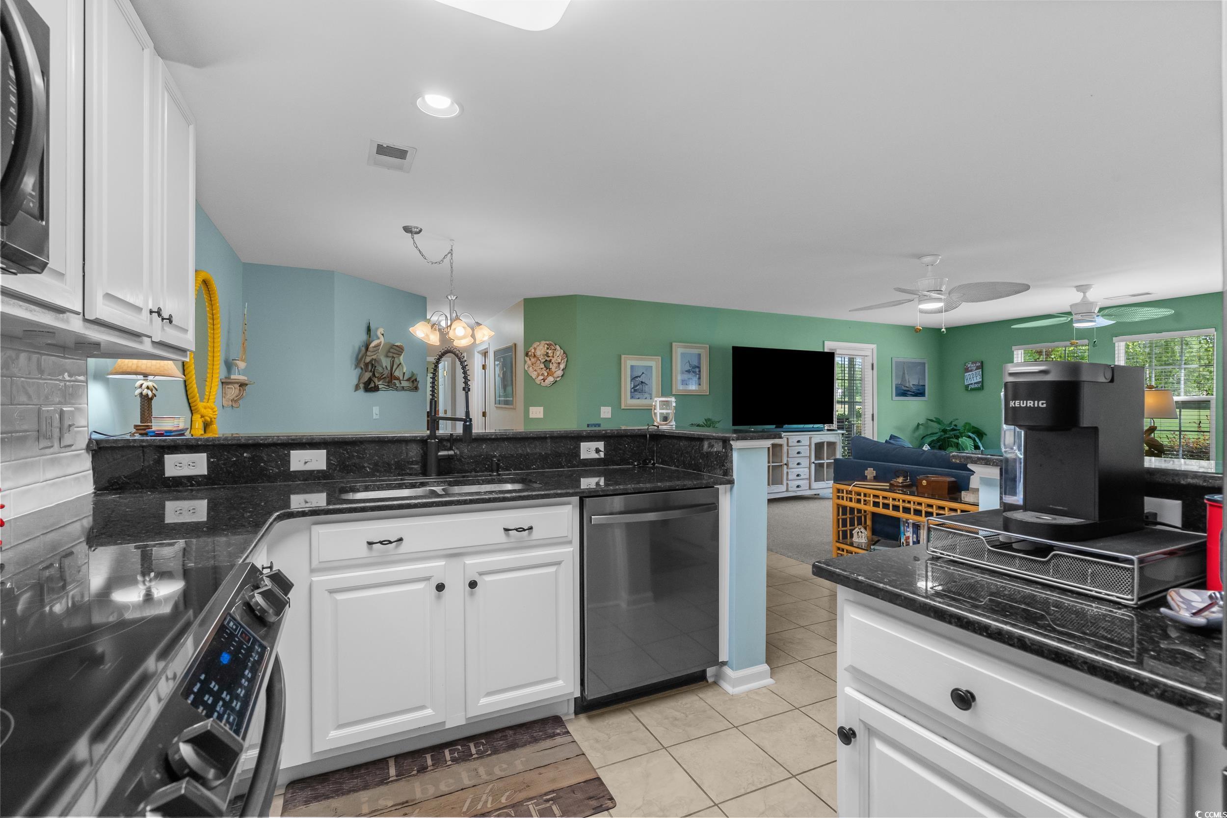 4440 Lady Banks Ln. Property Photo 10