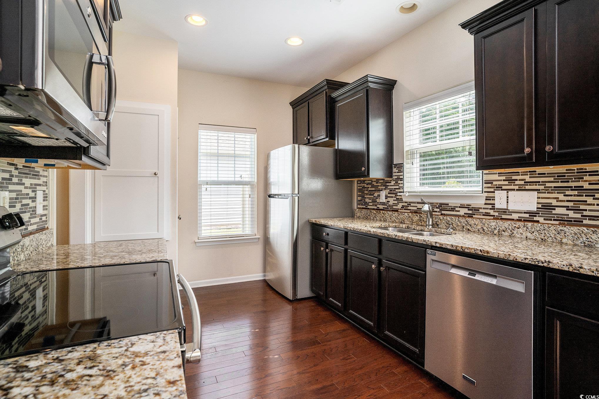 3619 White Wing Circle Property Photo 11