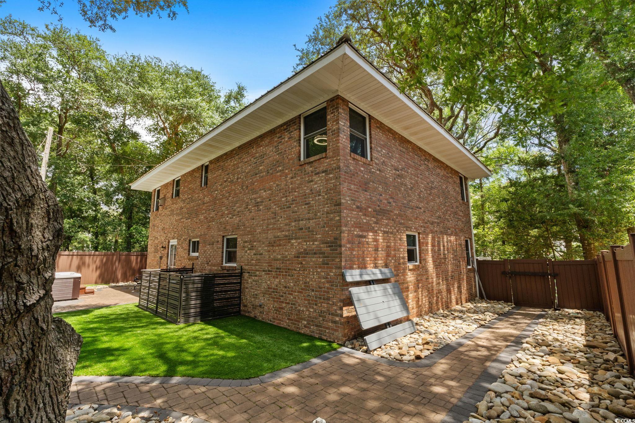 500 Roller Coaster Ln. Property Photo 38