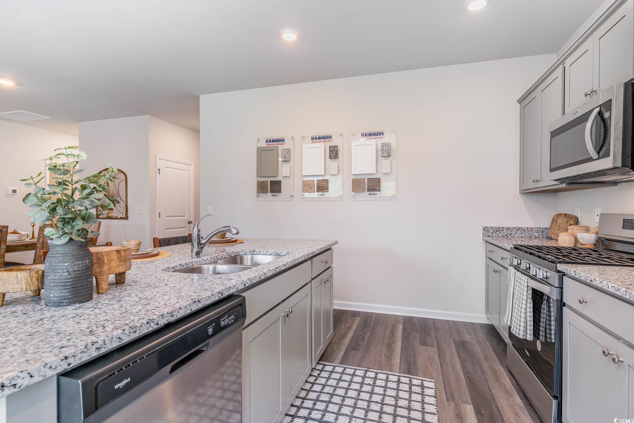 526 Sagebrush St. Property Photo 4