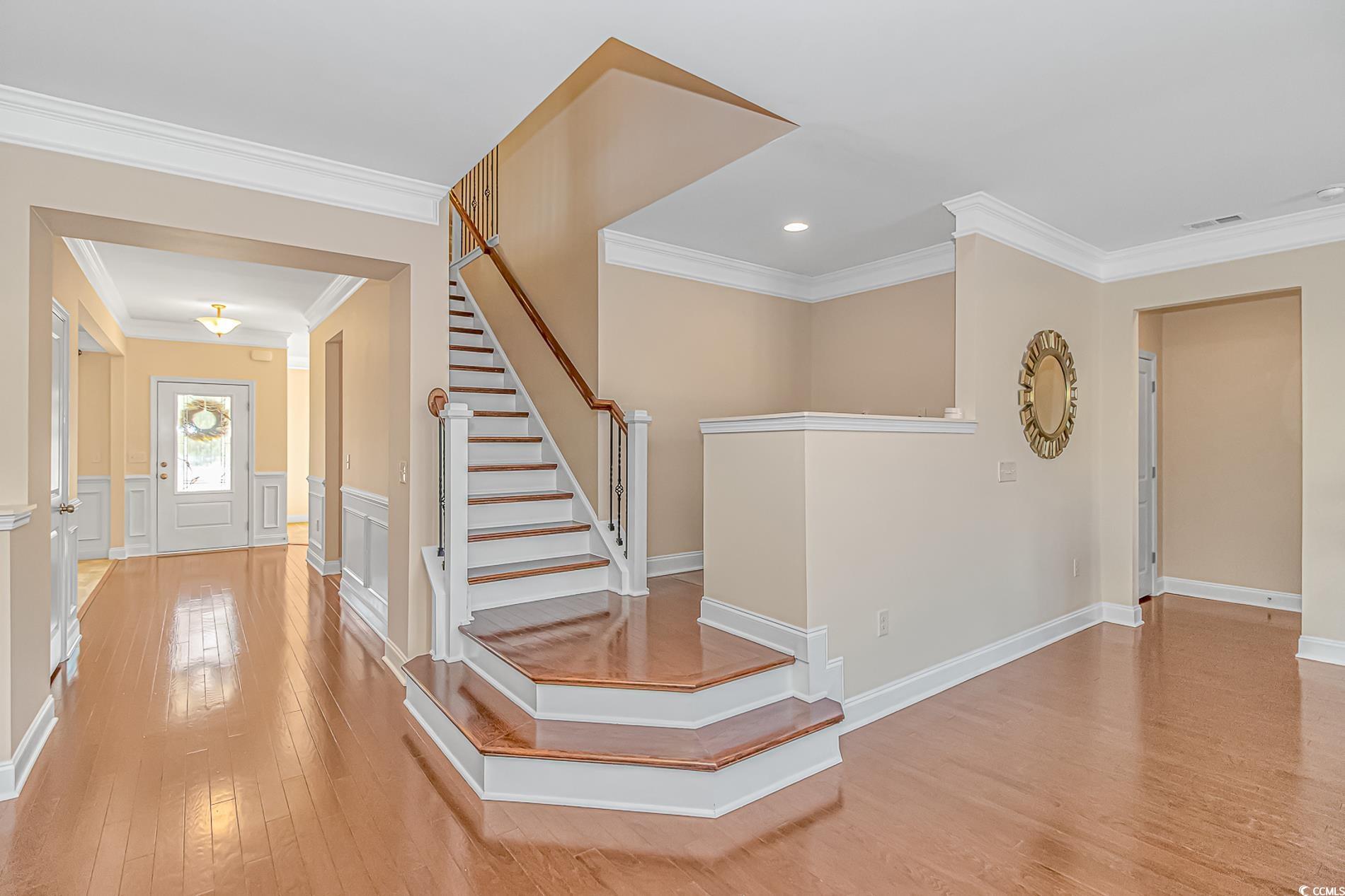 2526 Great Scott Dr. Property Photo 6