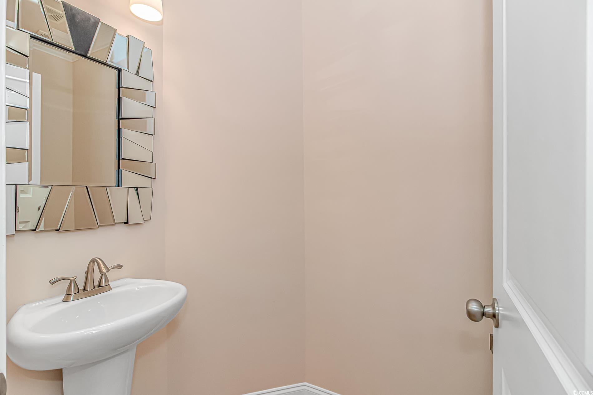 2526 Great Scott Dr. Property Photo 13