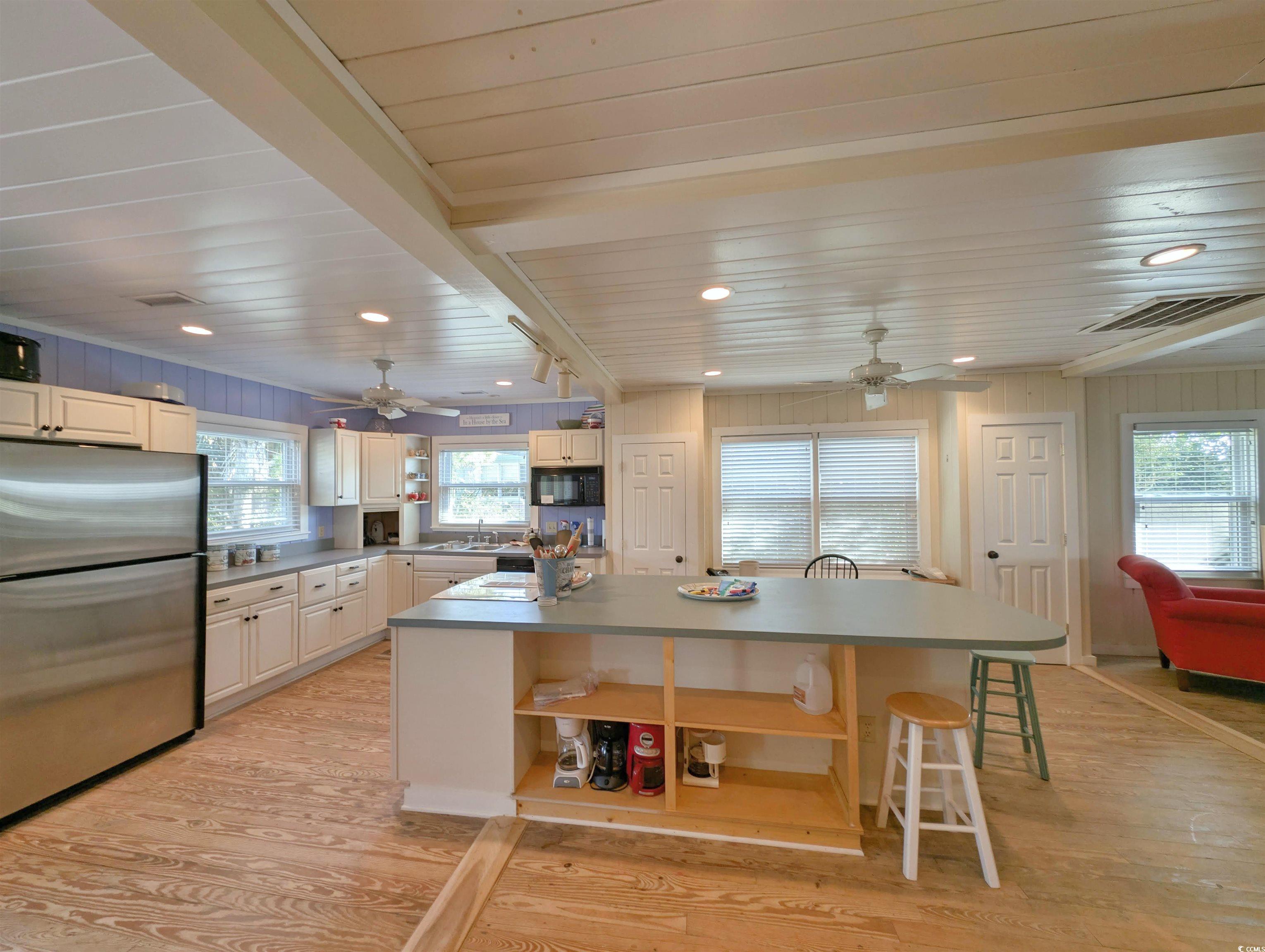 206 Atlantic Ave. Property Photo 8