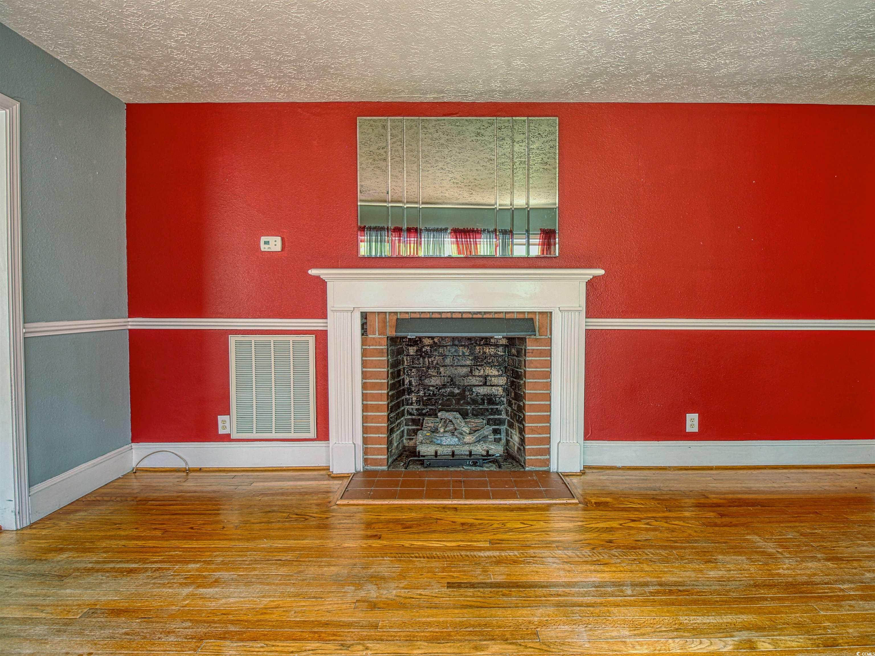 1301 Church St. Property Photo 3