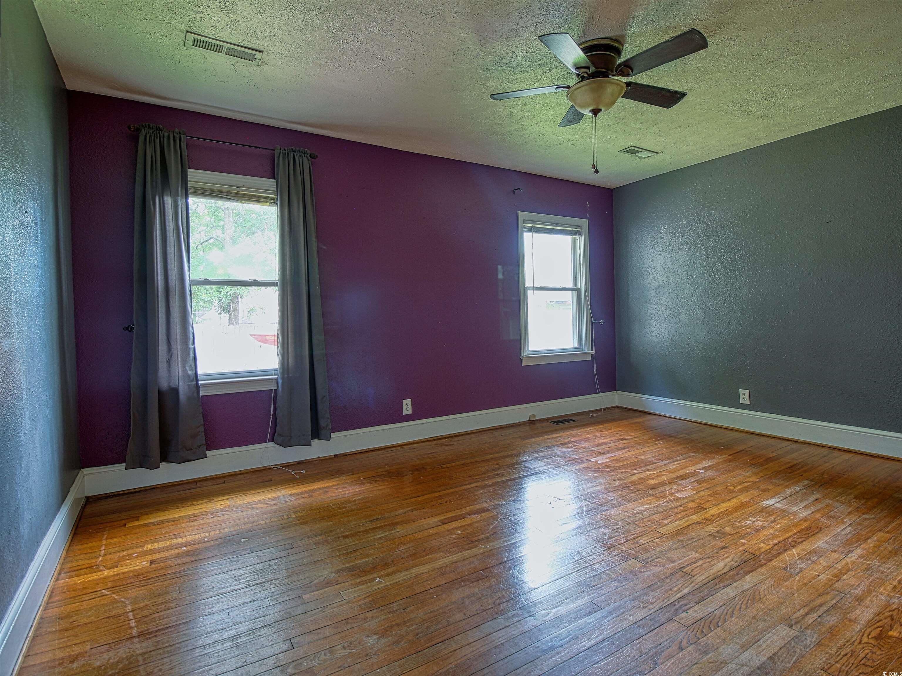 1301 Church St. Property Photo 16