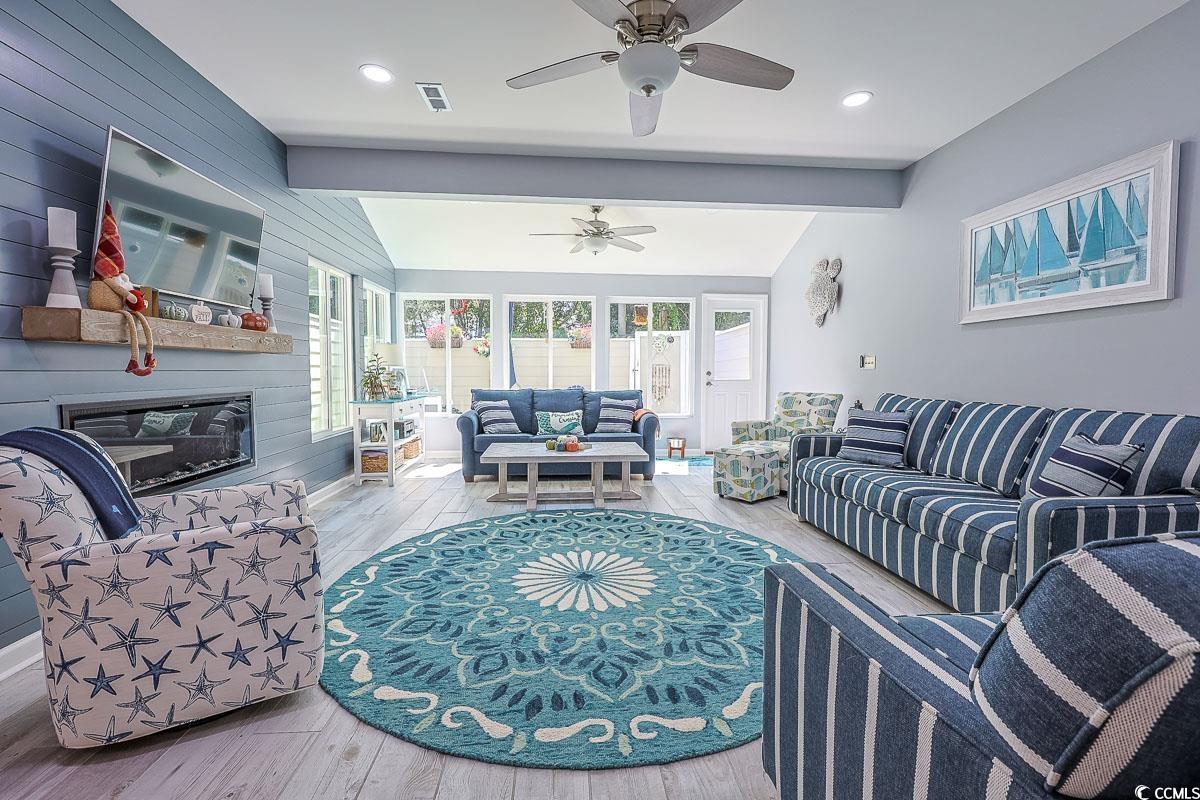 435 Ocean Creek Dr. Property Photo 27