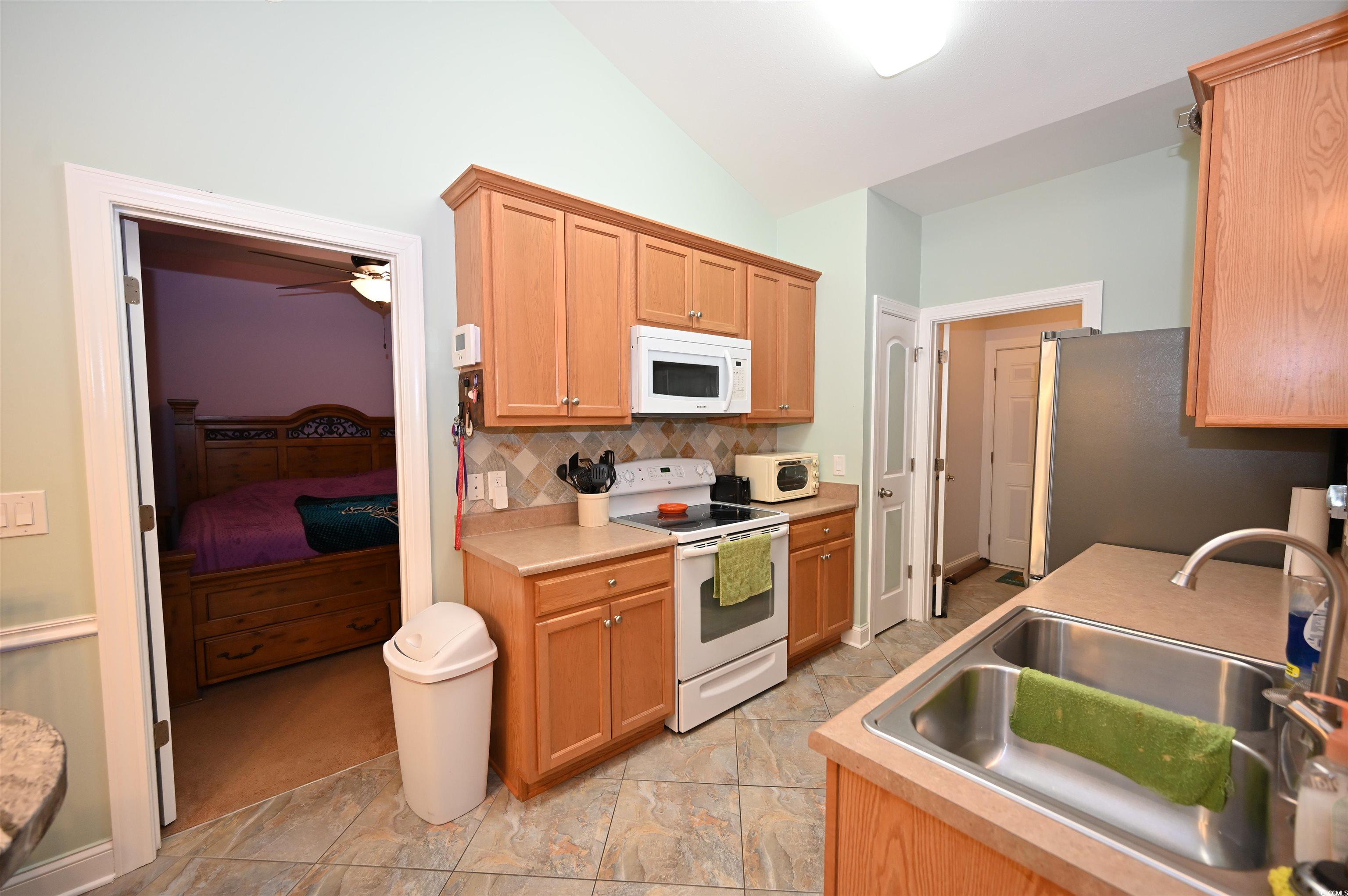 205 Cupola Dr. Property Photo 11