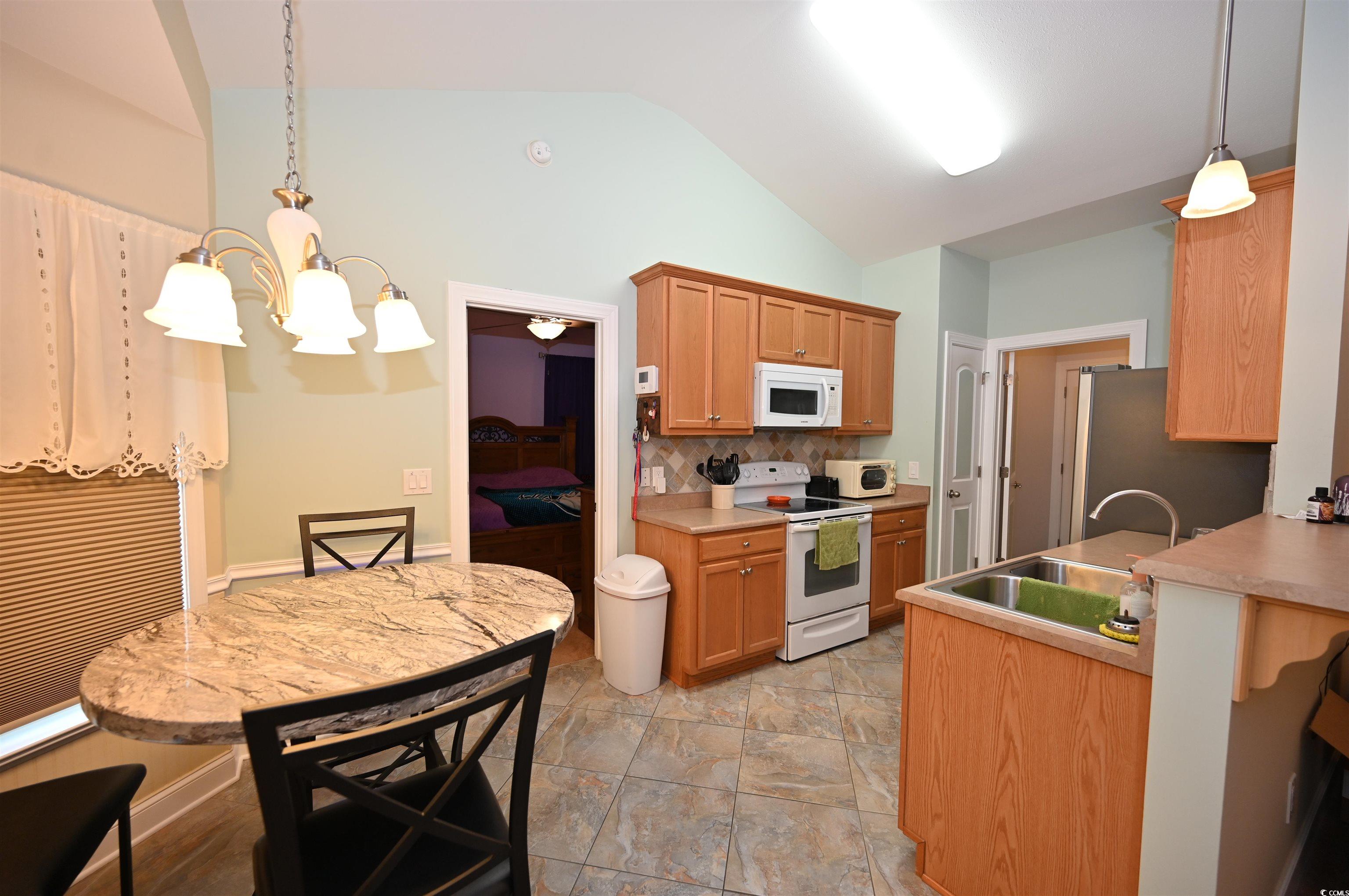 205 Cupola Dr. Property Photo 12