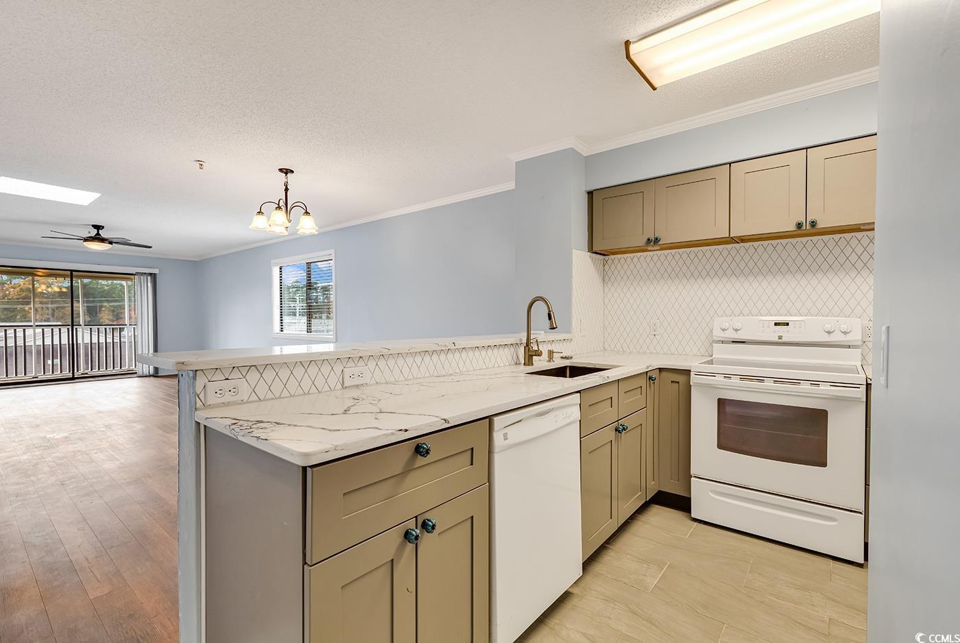 4350 Intracoastal Dr. Property Photo 3