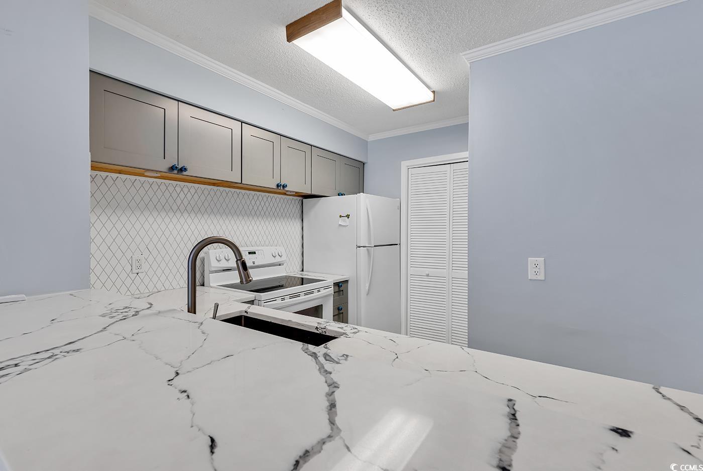 4350 Intracoastal Dr. Property Photo 6