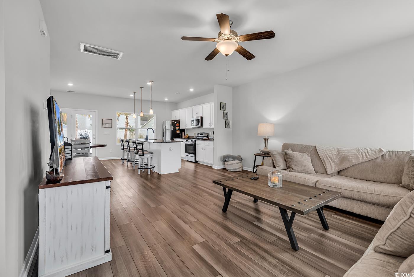 1404 Bellaria Way Property Photo 4